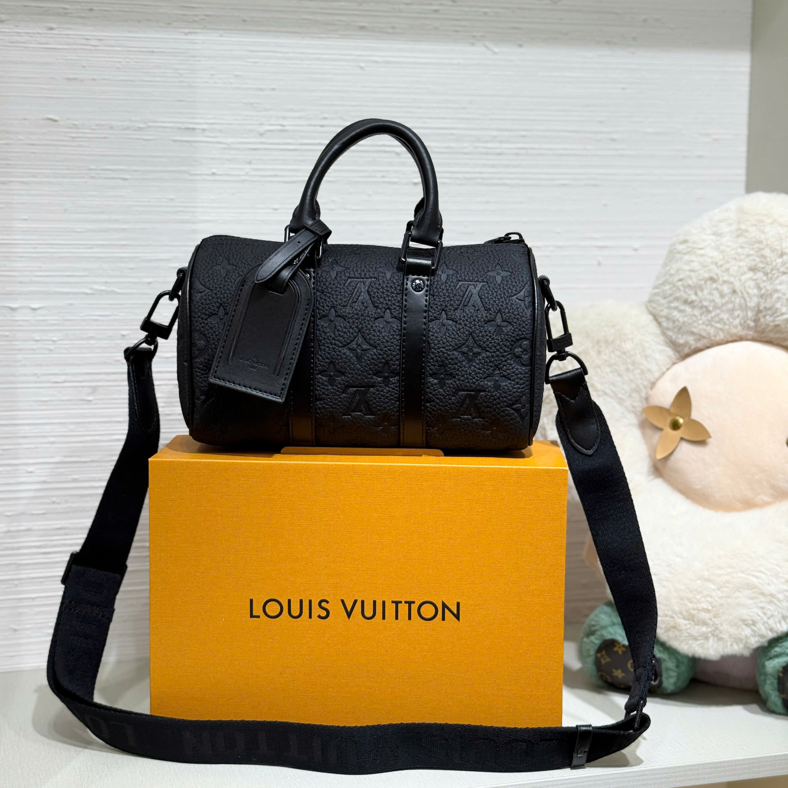 Túi Louis Vuitton Keepall Bandoulière 25 vân chìm