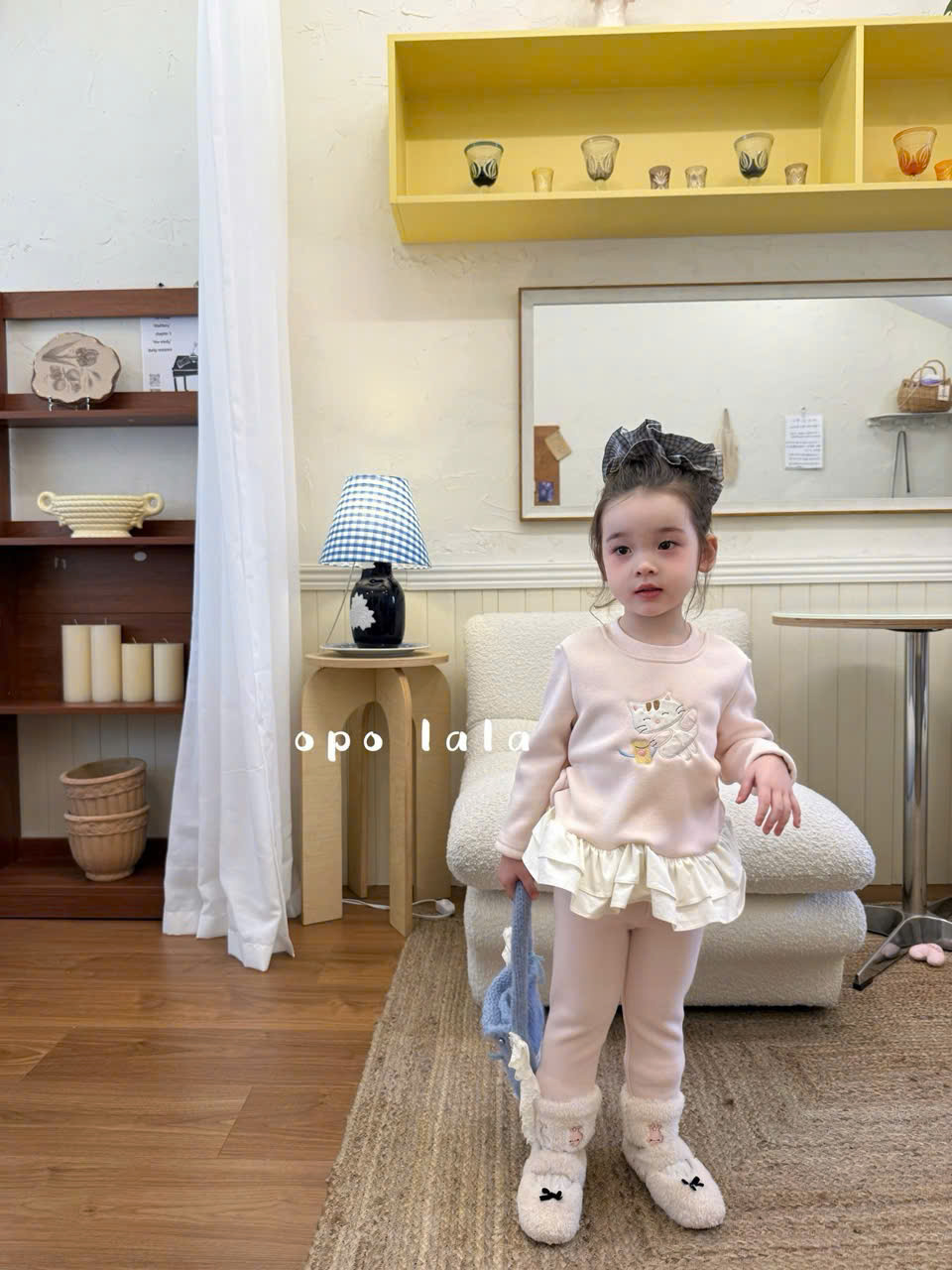 (G201) Áo nỉ lót bông màu hồng liền bèo opolala