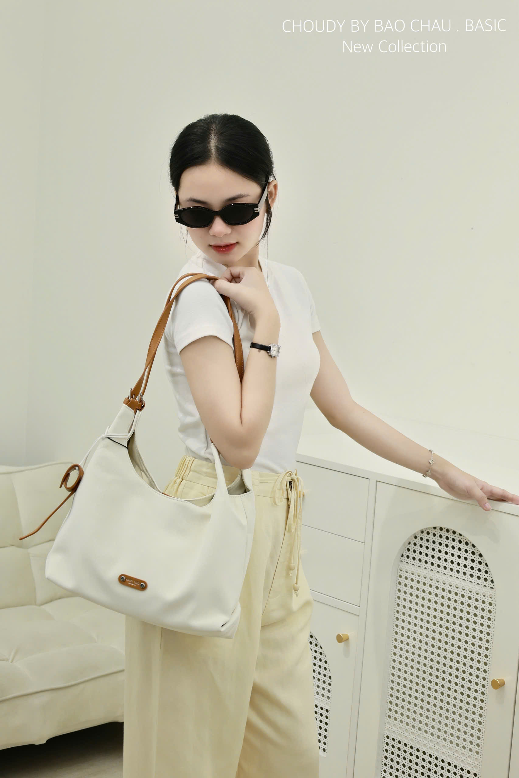 SALE T70 TÚI XÁCH TRẮNG_thumbnail_1