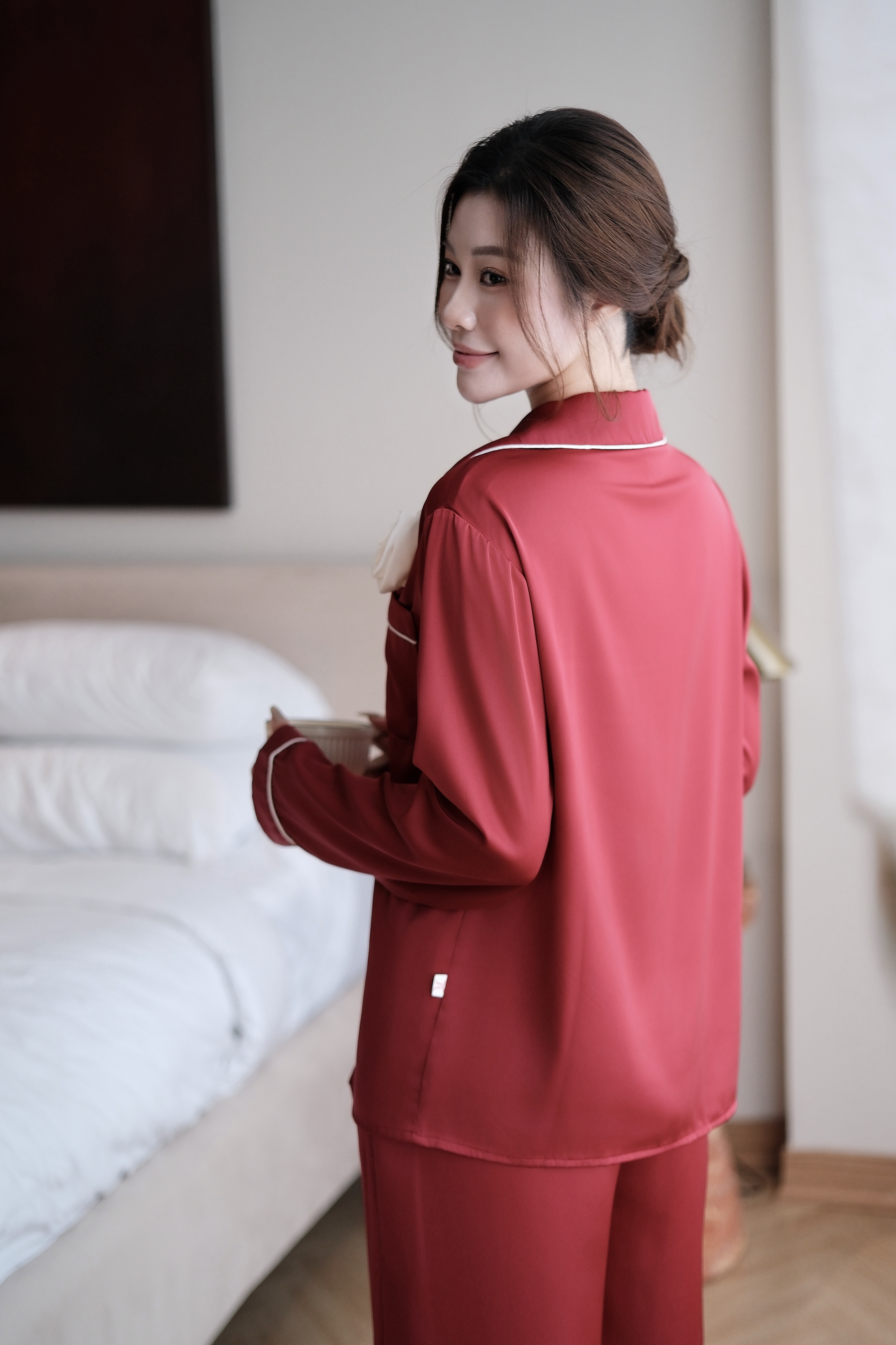 Bộ lụa áo dài tay, quần dài BN608_thumbnail_27