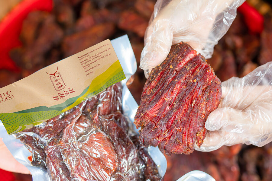 Thịt trâu gác bếp Huyền Huho - tinh túy ẩm thực Tây Bắc