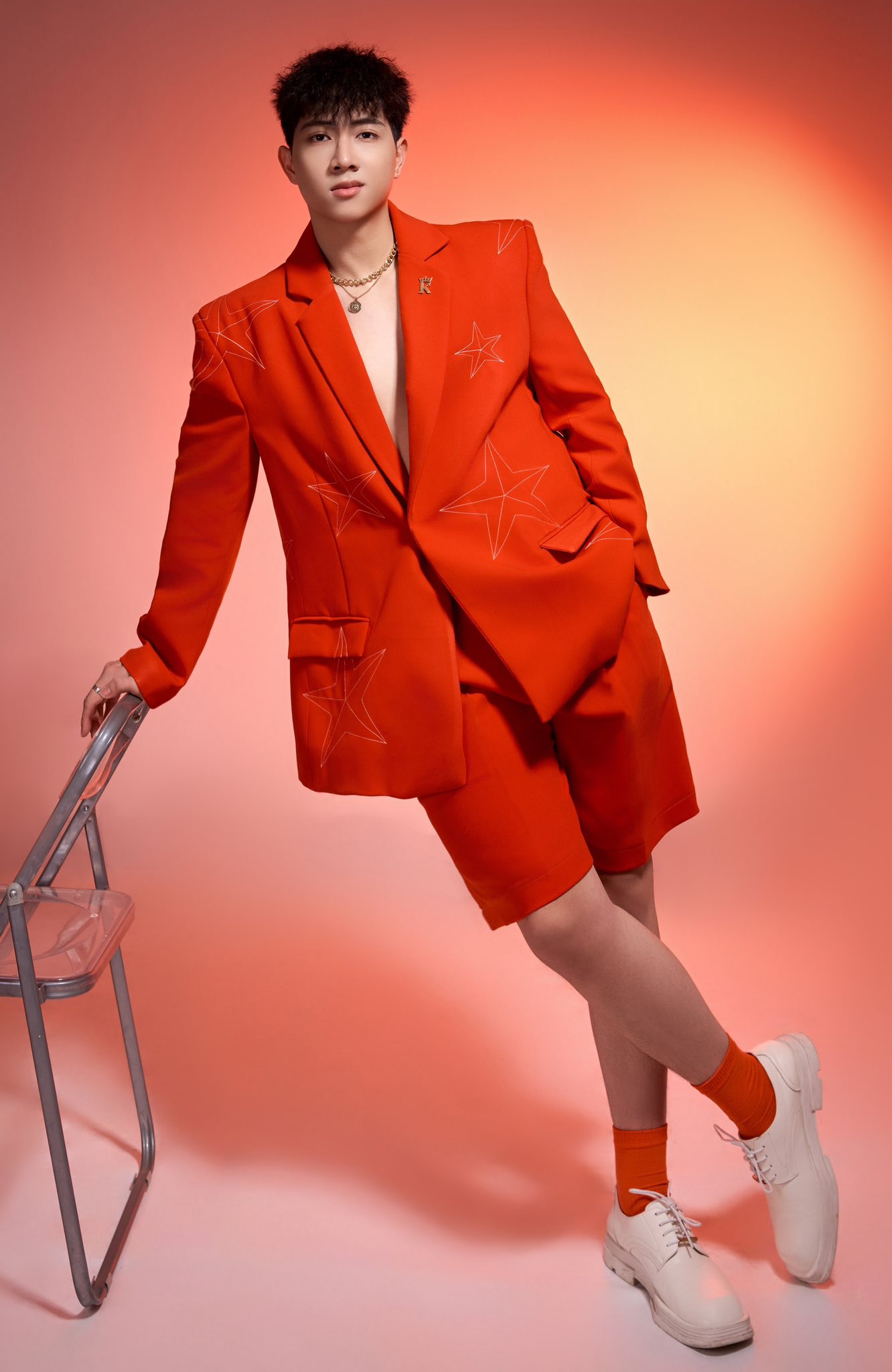 Bộ Vest Đỏ Ánh Sao_thumbnail_1