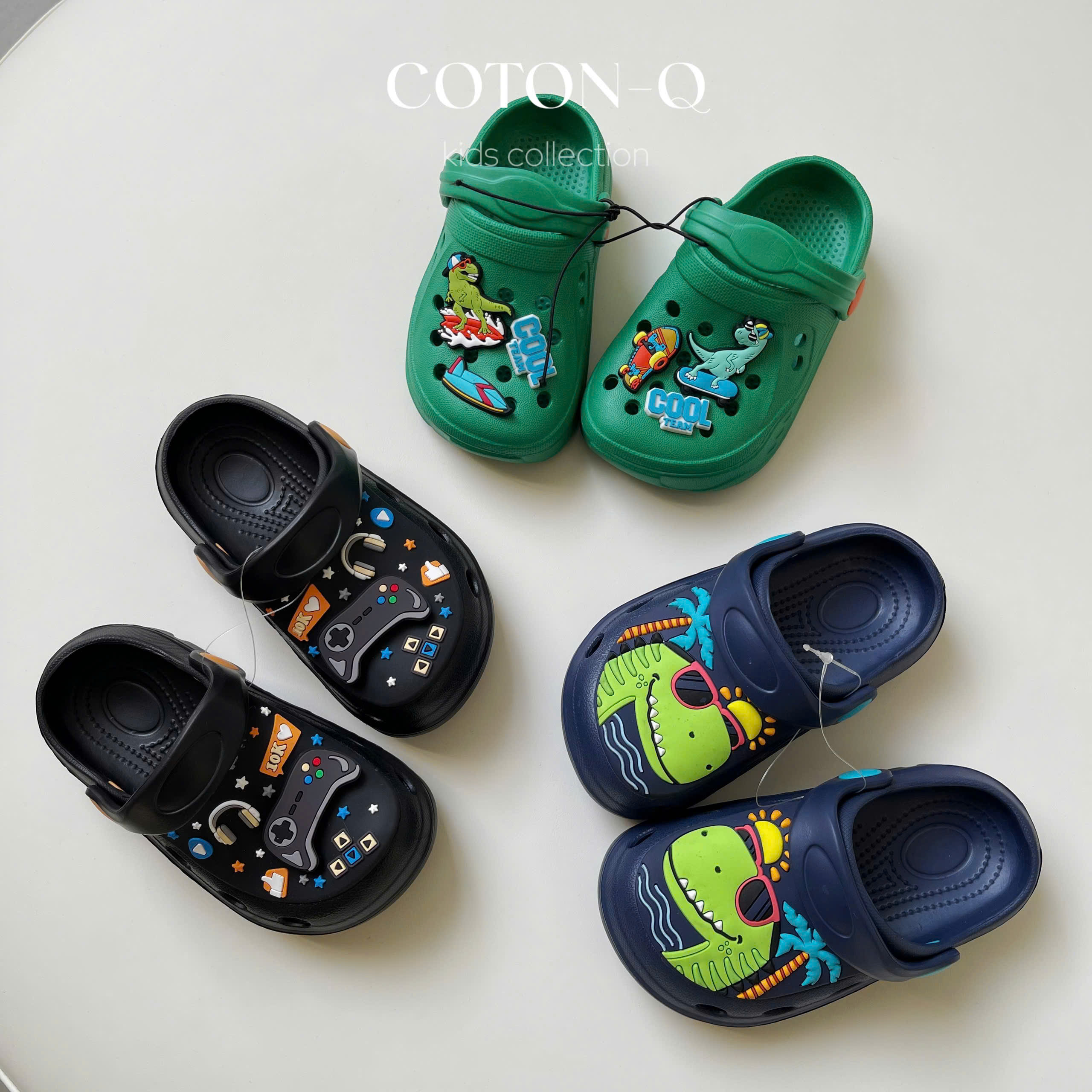 G02 Dép crocs bé trộn kiểu ( BÉ GÁI ) - lỗi dơ, móp nhẹ