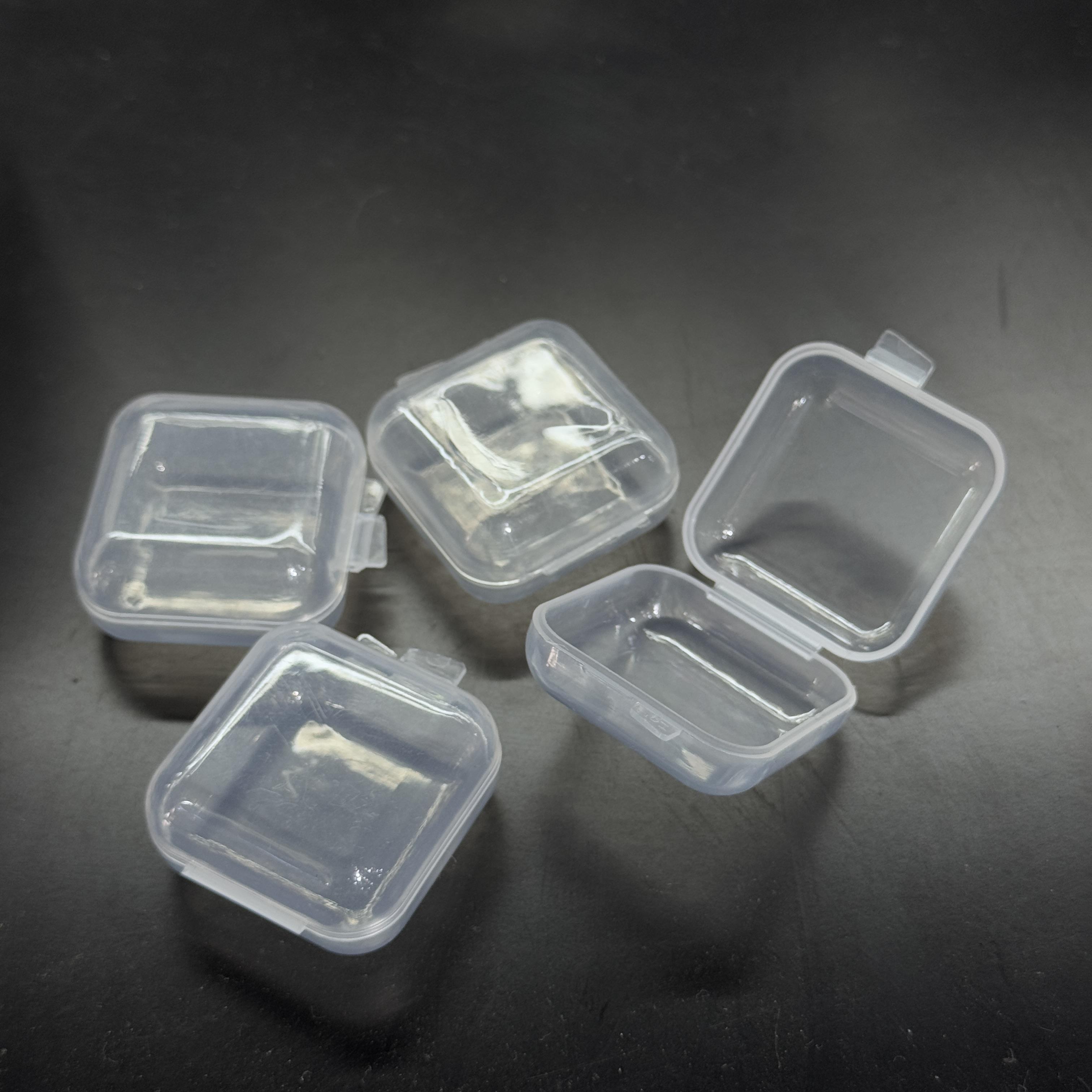 Hộp đựng khuyên nhựa._thumbnail_3