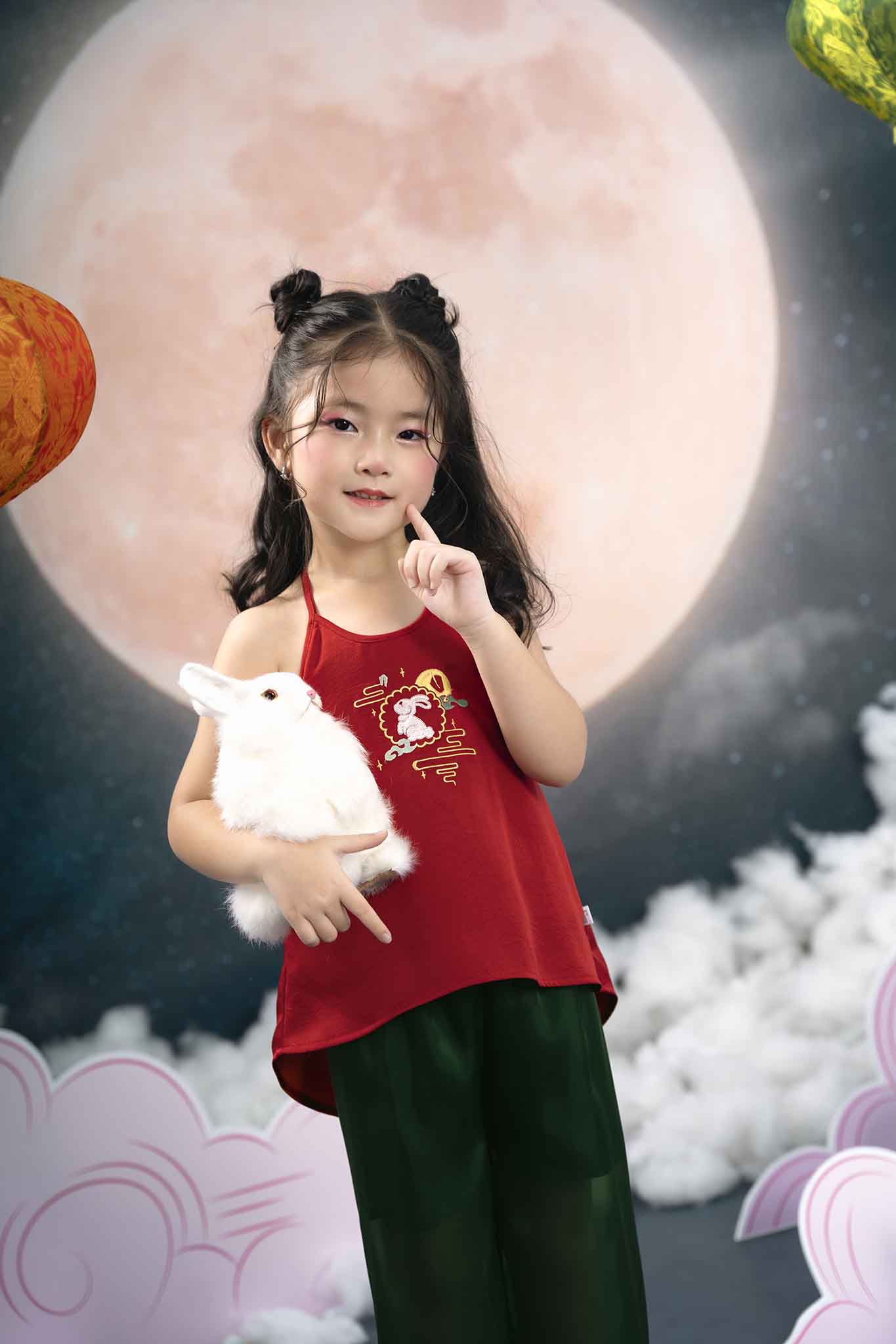 Set áo yếm thêu kèm quần organza_thumbnail_0