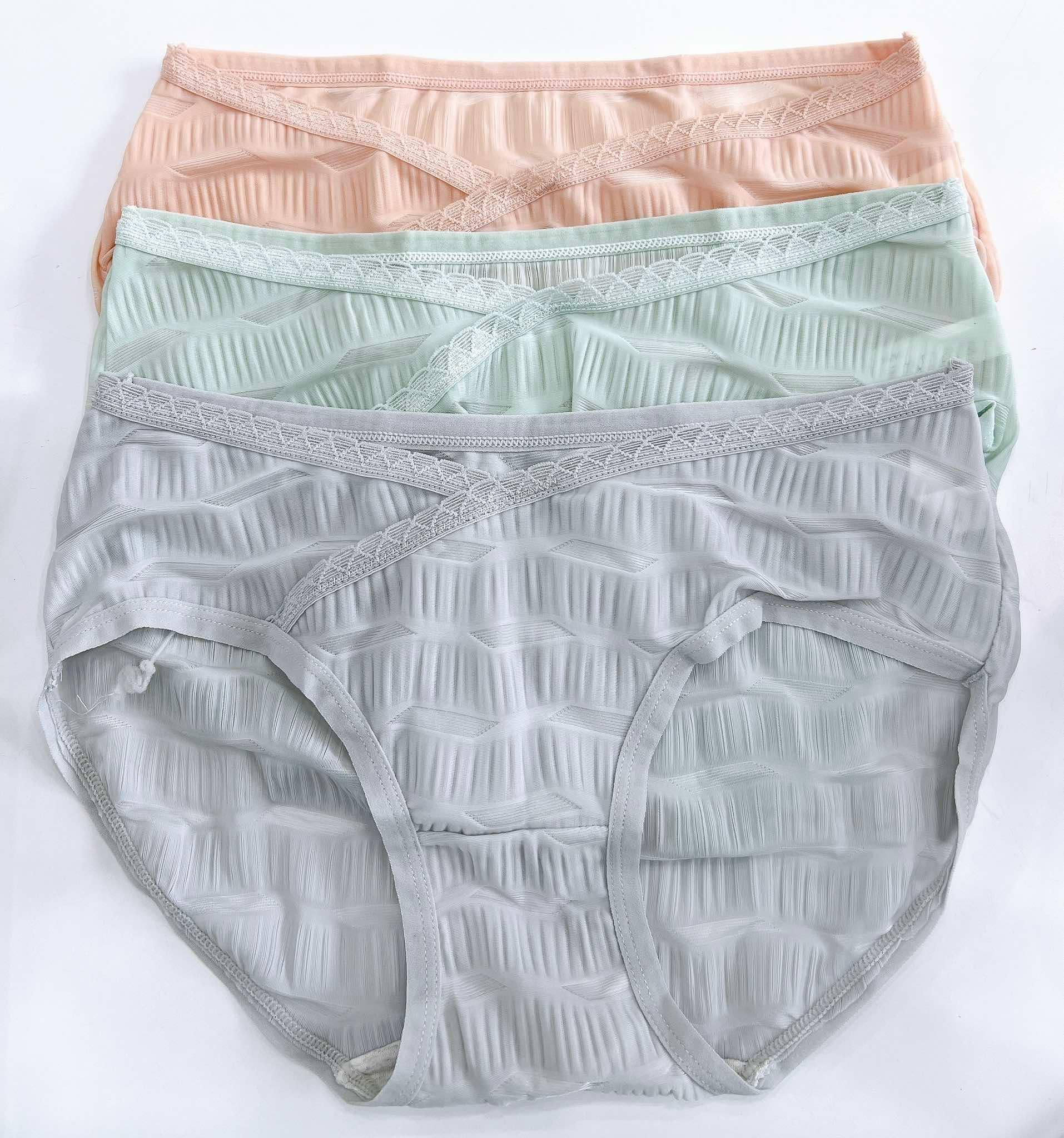 Quần chíp bầu lụa tơ non