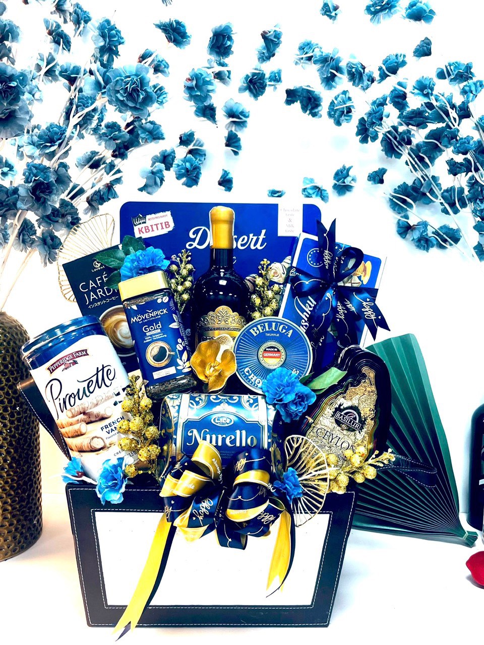 Hộp quà tết sang trọng biếu ông bà QT2103