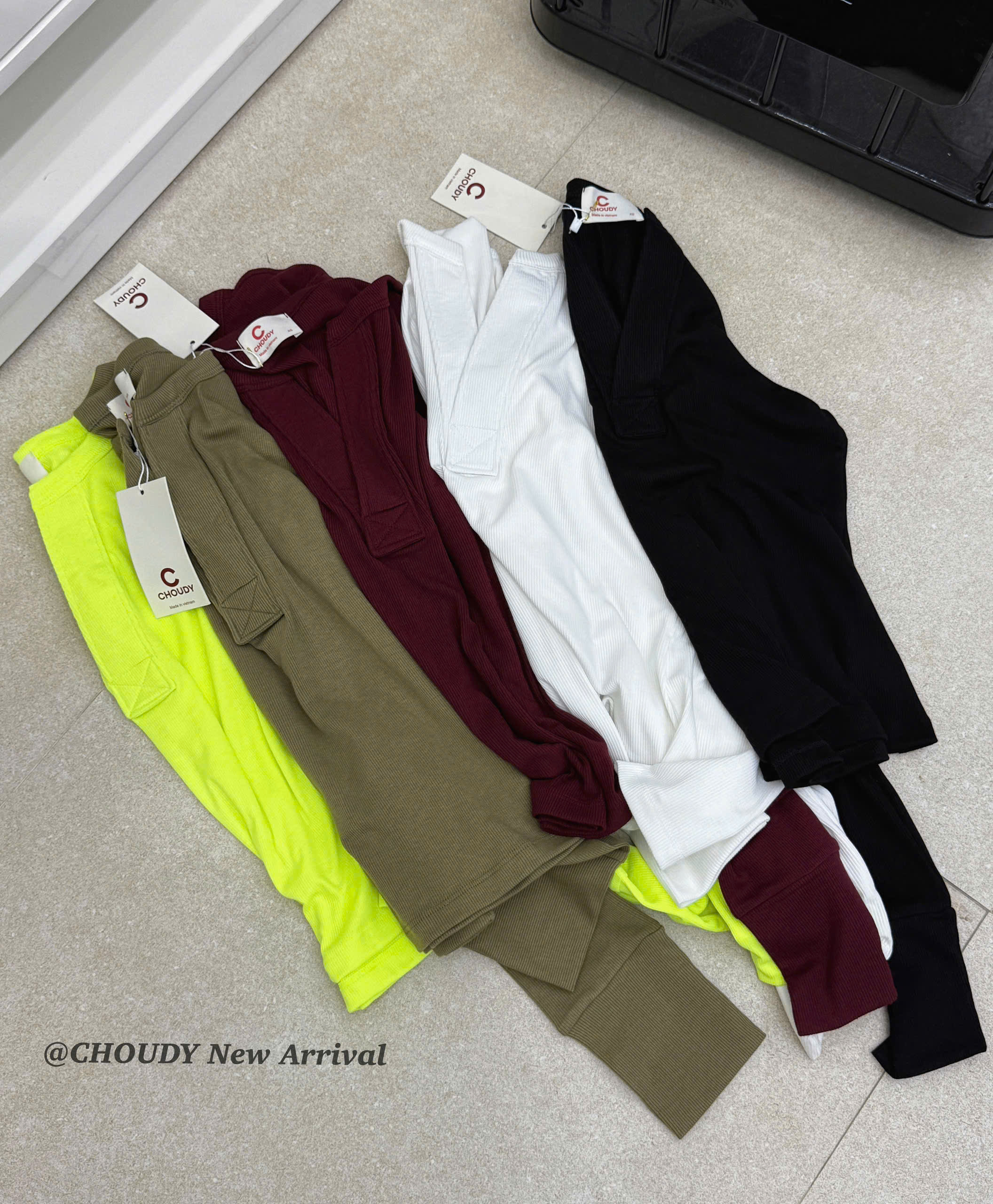 U620 ÁO THUN TAY DÀI 5 MÀU_thumbnail_6