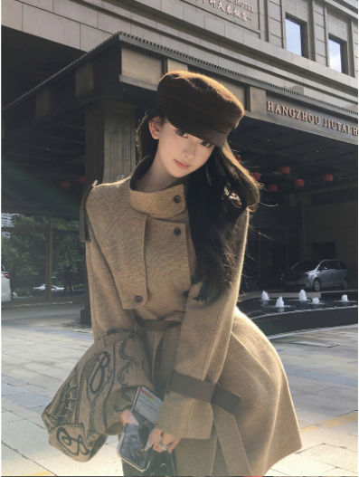 Áo Măng Tô Dạ Dáng Ngắn Thắt Eo Thanh Lịch