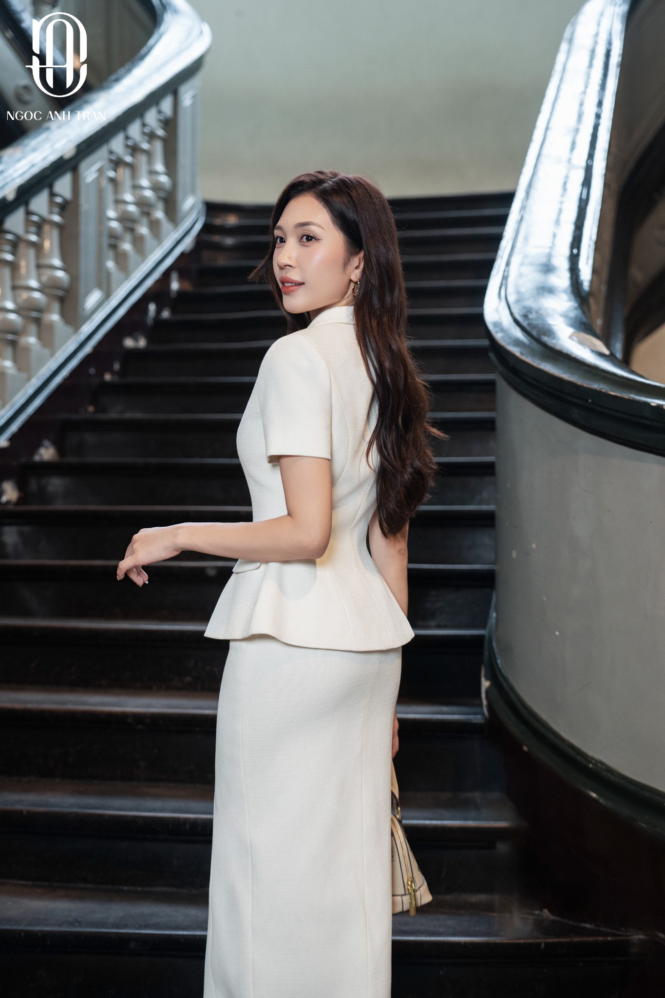 V049 - Set vest kem phối chân váy_thumbnail_4