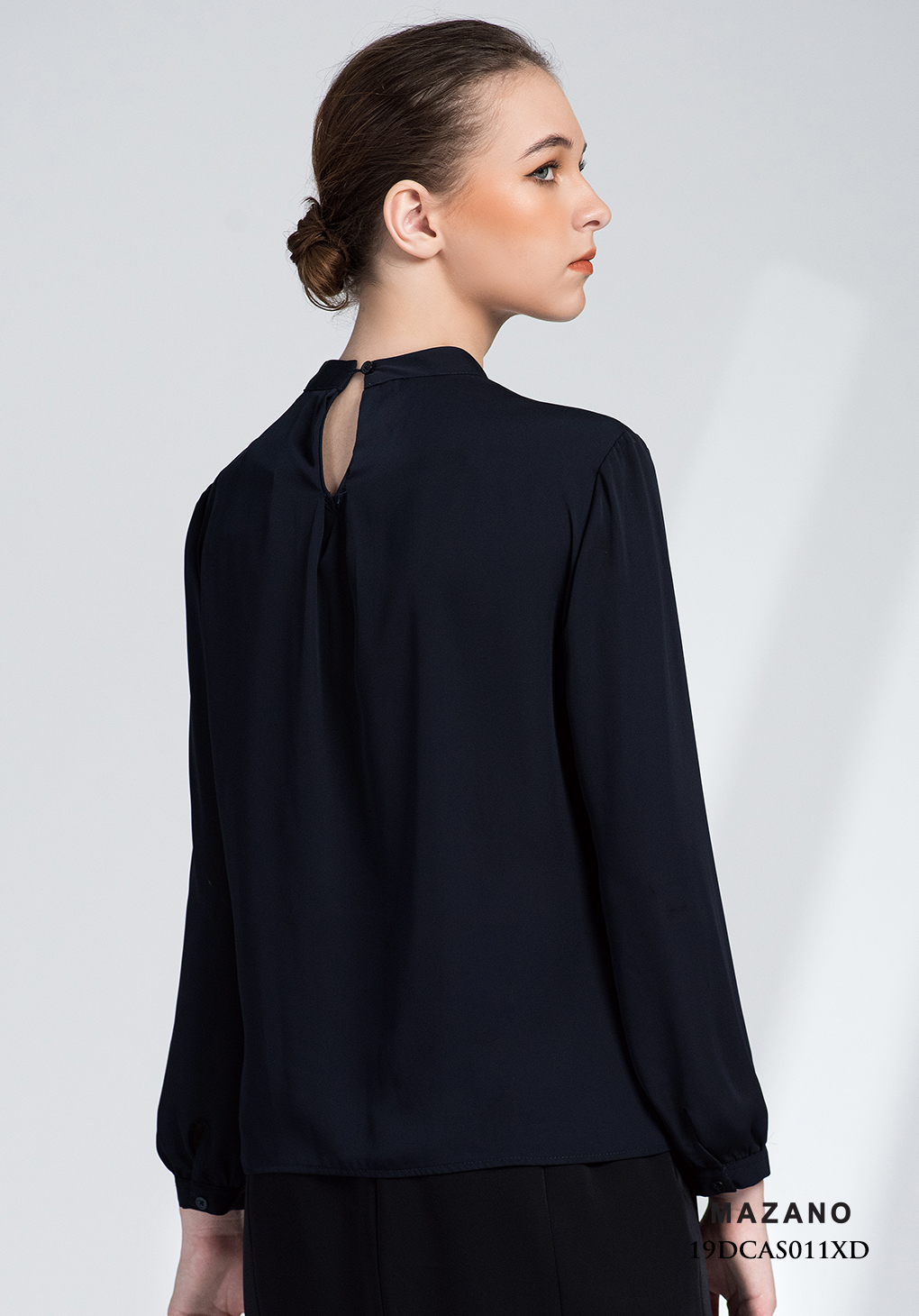 Áo sơ mi xanh than lụa cổ lọ_thumbnail_2