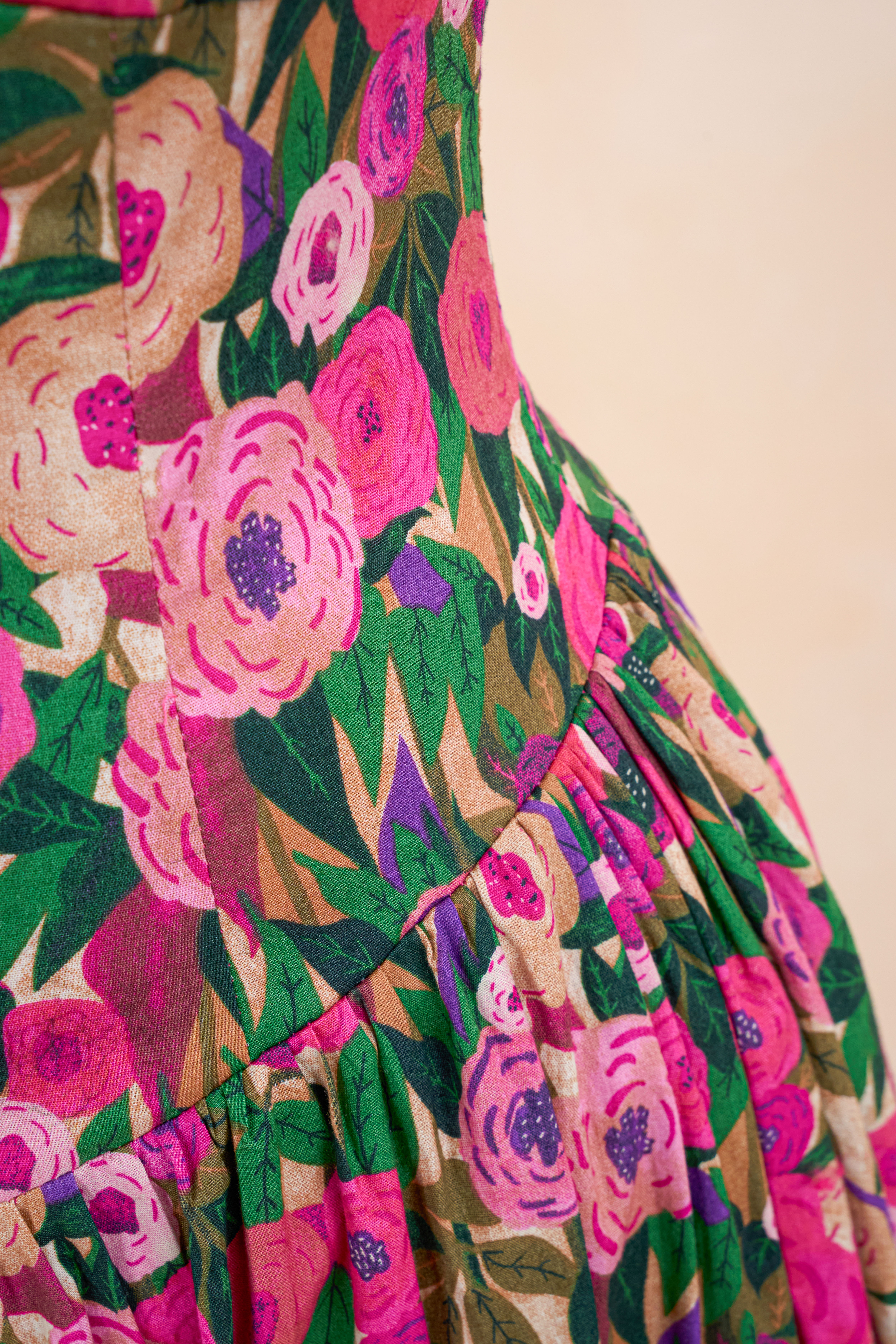 Đầm Hai Dây Hoa Lá Nhúm Ngực_thumbnail_7