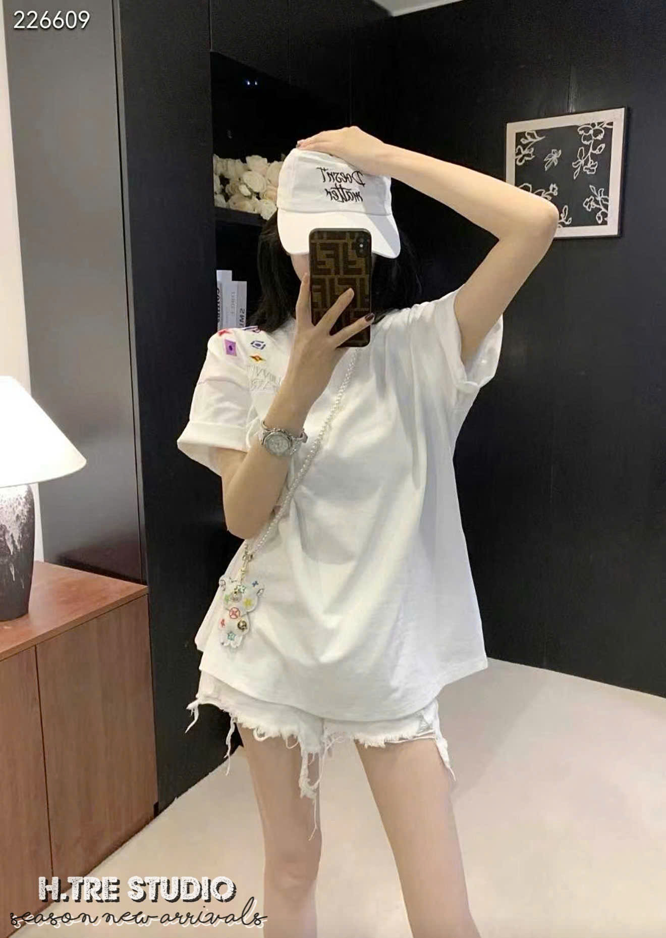 New Arrivals Áo phông lv fresiz