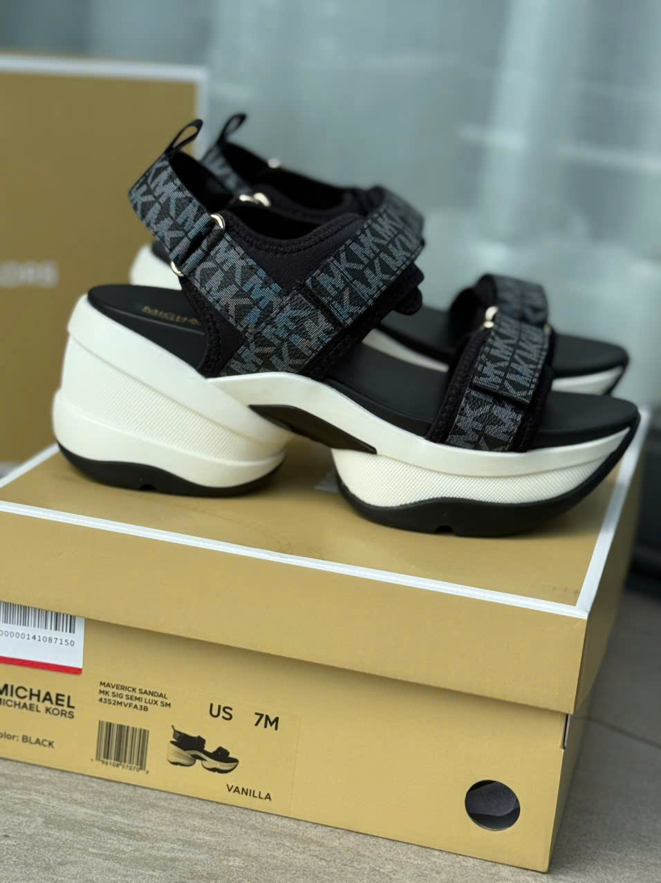 S242 SANDAL ĐEN_thumbnail_3