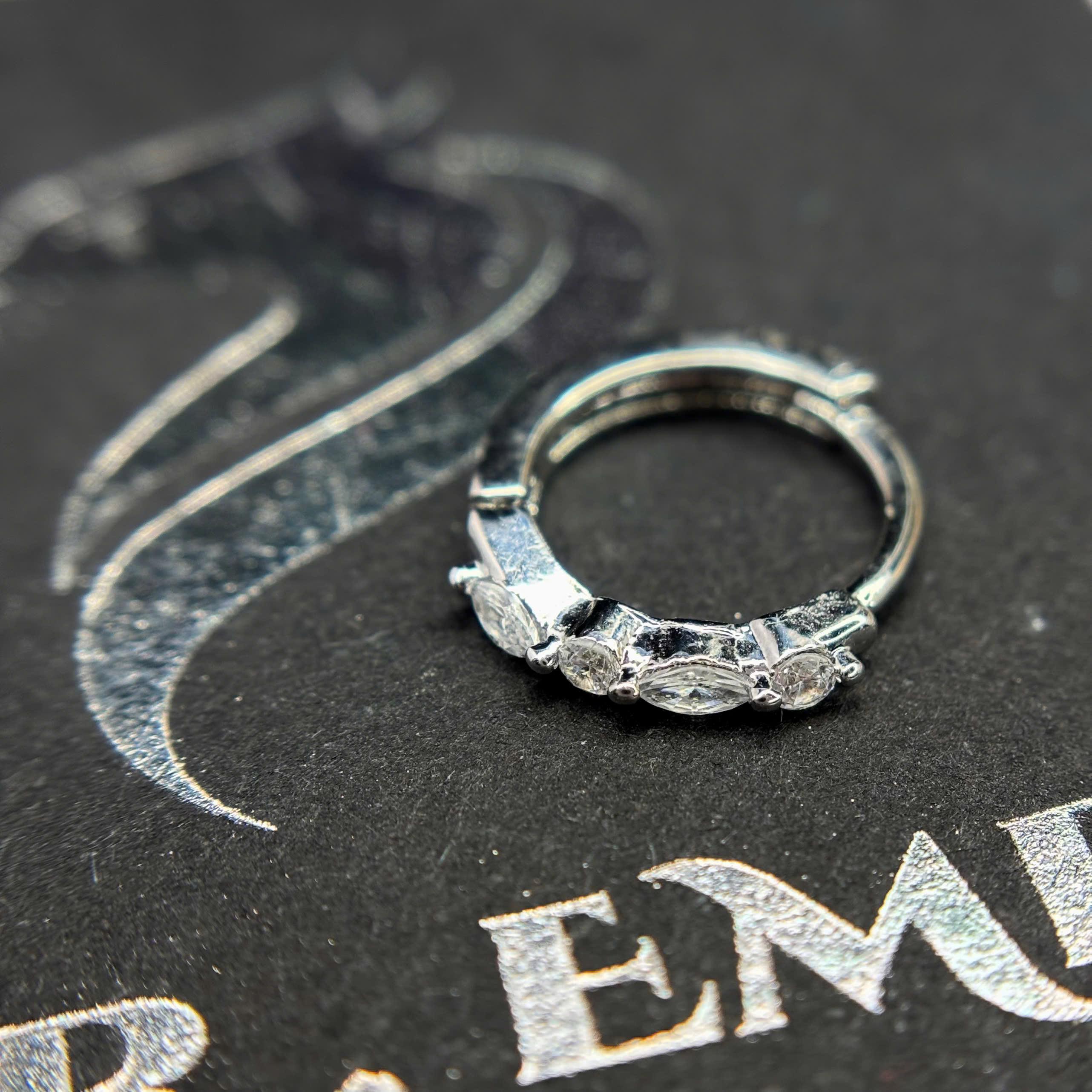 Khuyên vòng kiểu đá trắng hợp kim s8_thumbnail_2