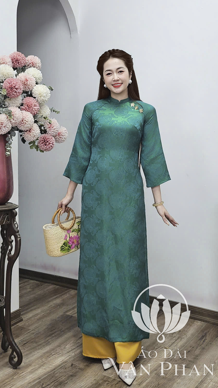 CT353 áo dài cách tân cổ 2p tay loe dài tằm tencel màu xanh két