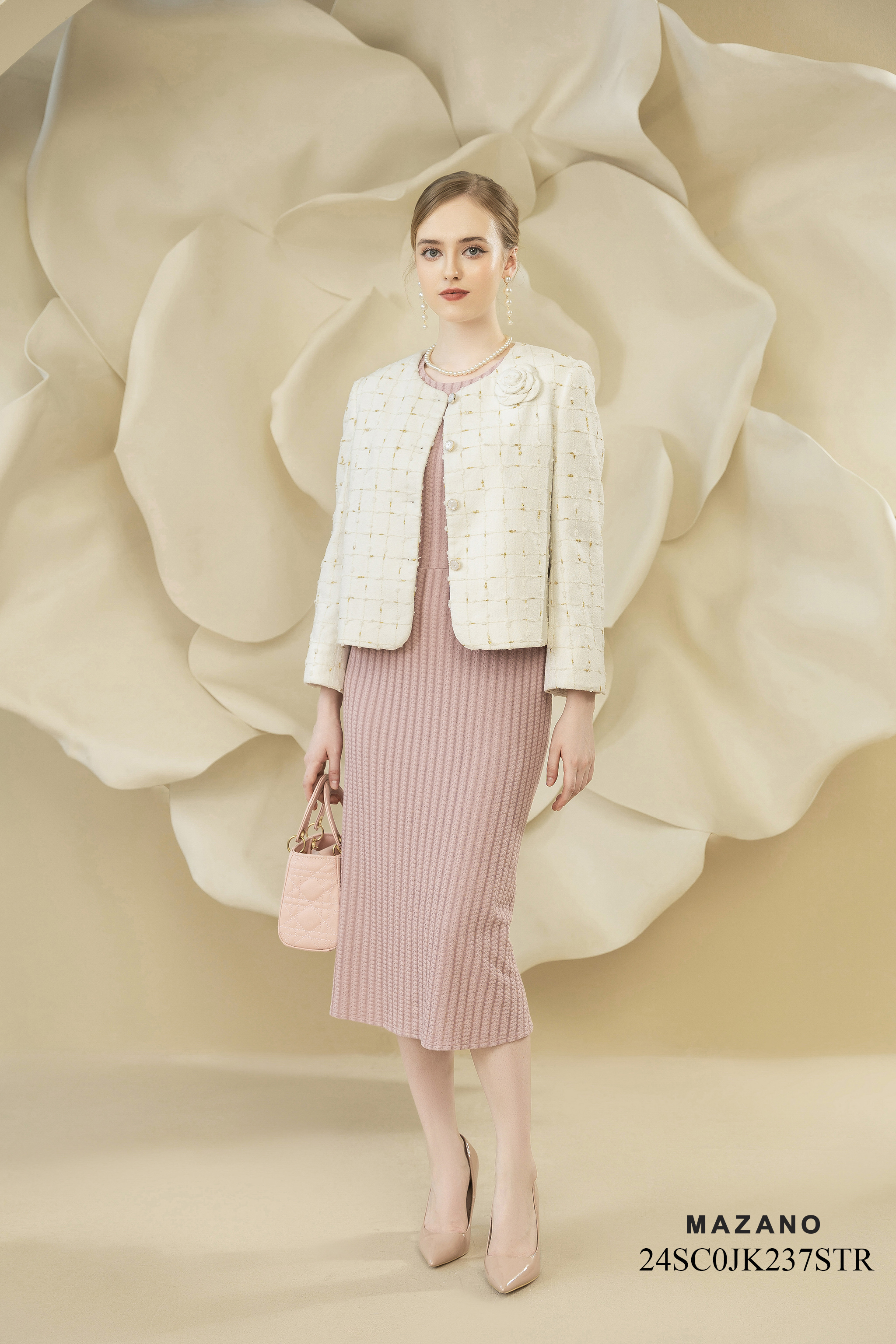 Áo khoác ngắn Suông Vải dạ tweed Họa tiết kẻ Đính hoa thủ công Dài dưới eo