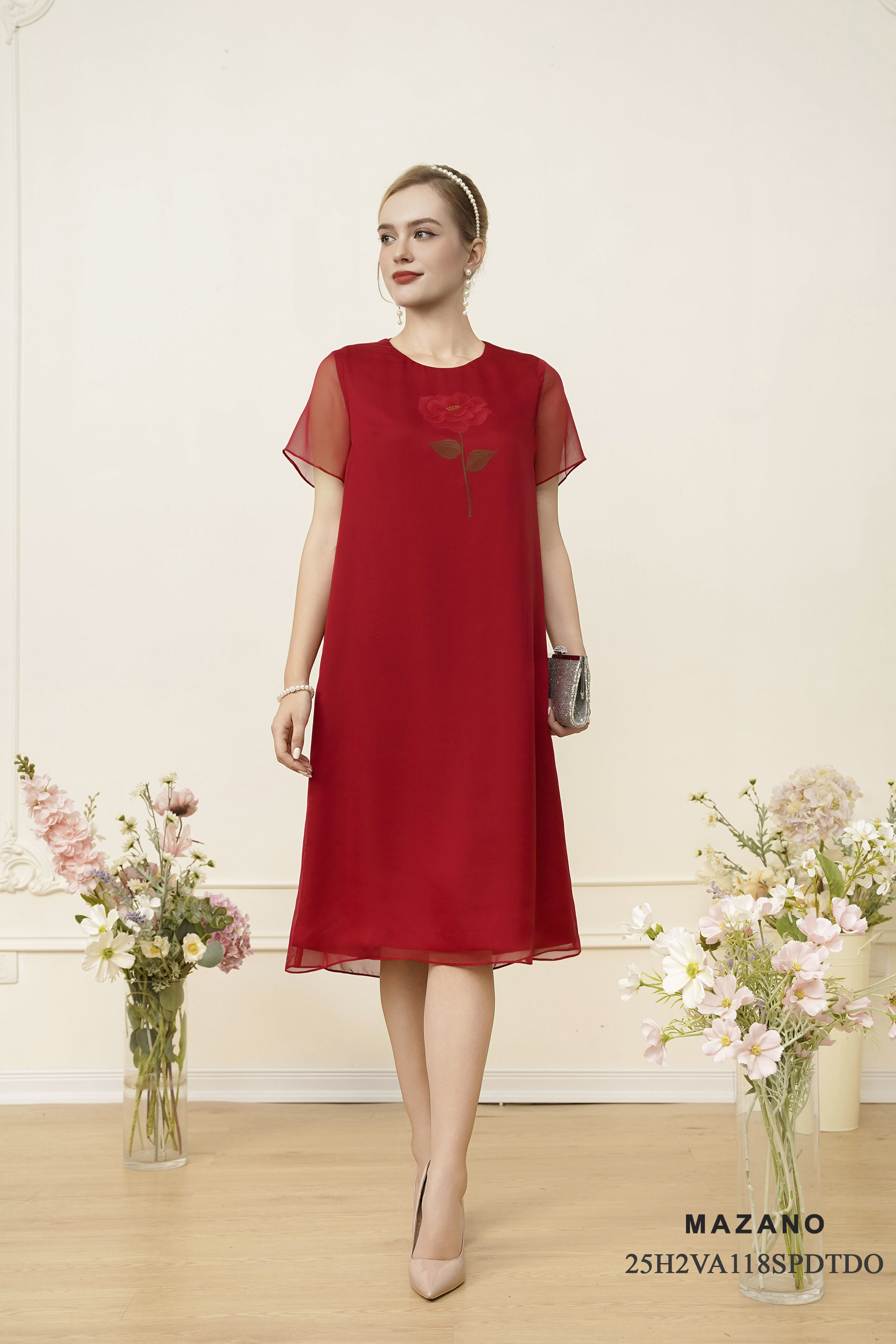 Váy Đầm suông Vải voan mỏng thêu họa tiết bố cục Cổ tròn tay ngắn dài qua gối