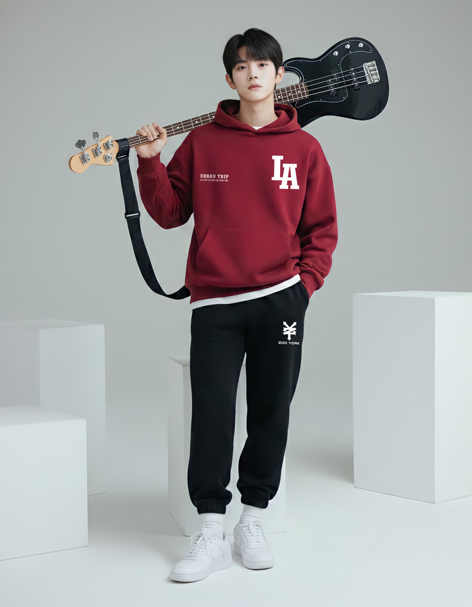 Áo nỉ hoodie đỏ đô túi ngực in chữ_thumbnail_1