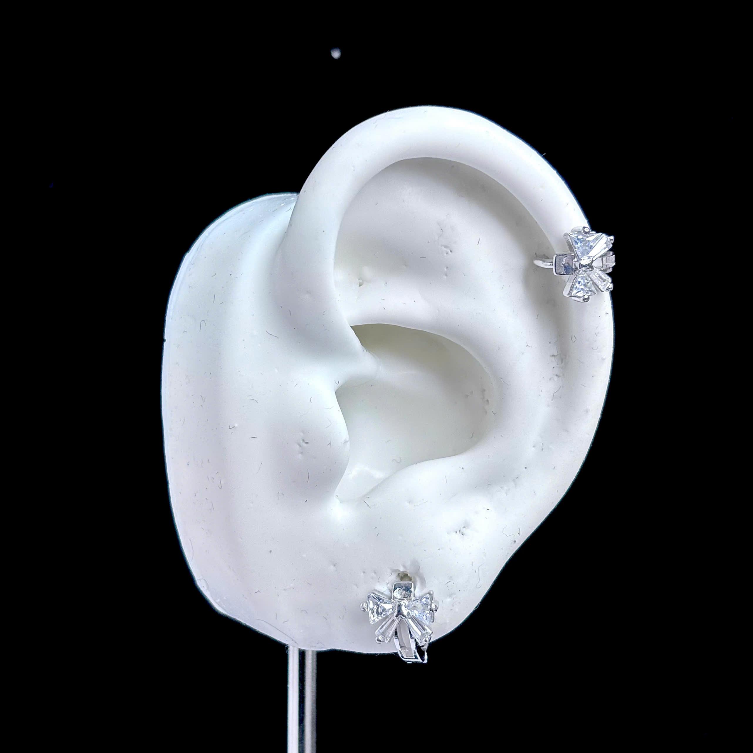 khuyên vòng bạc si kim nơ trắng kim cương size 8