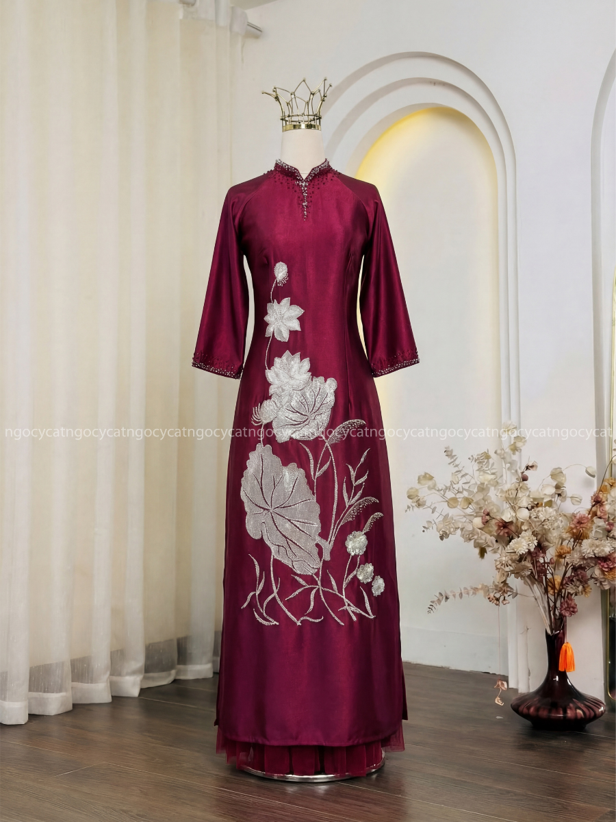Áo Dài Bà Sui Thêu Hoa Sen Cổ Đính Đá Y 