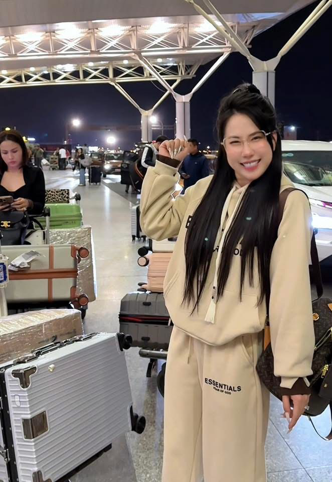 Set bộ nỉ ESSEN - B16