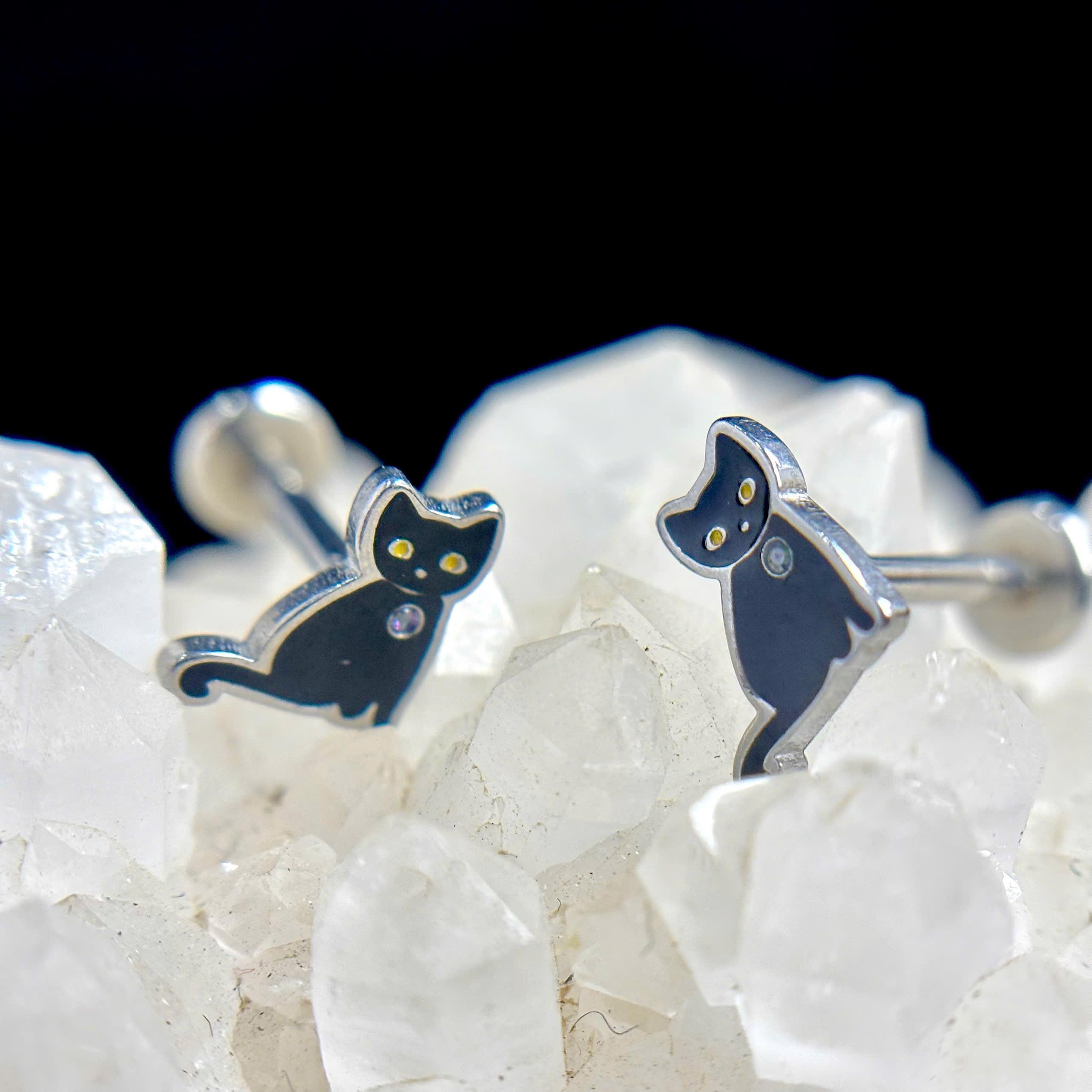 Khuyên kiểu mèo đen mắt vàng dẹt_thumbnail_1