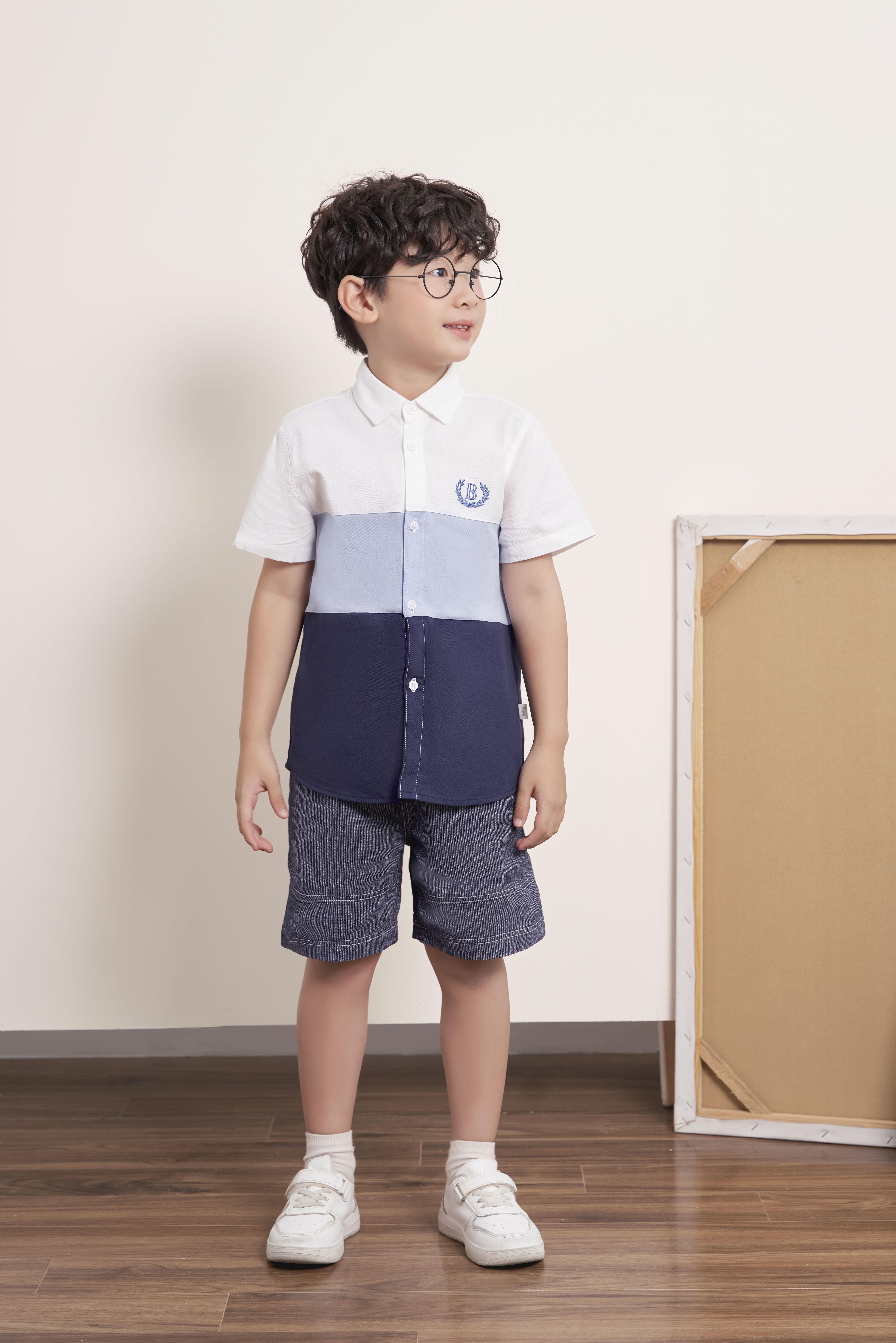 Áo sơ mi cộc tay phối ba màu_thumbnail_0