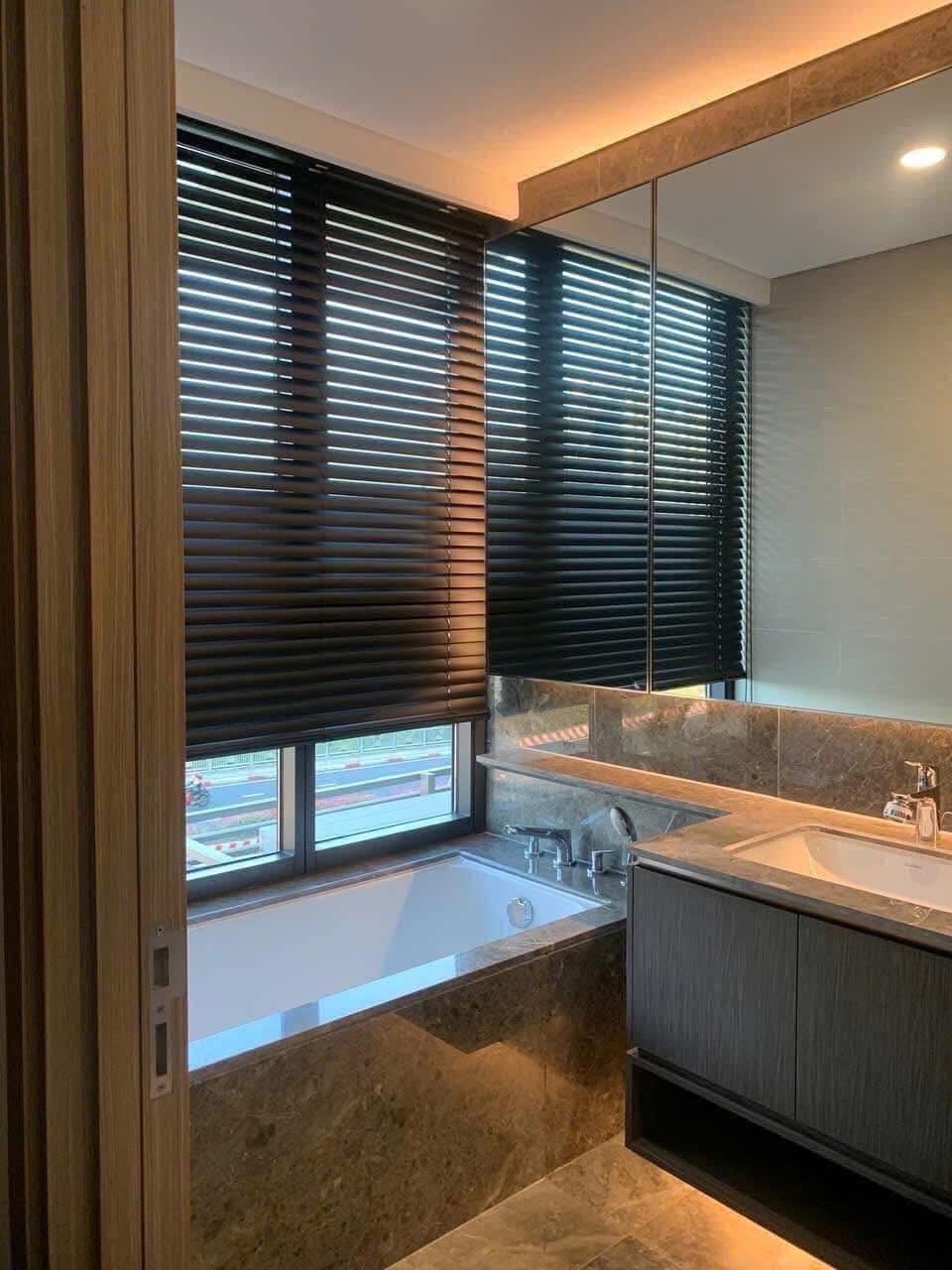 𝐓𝐇𝐄 𝐑𝐈𝐕𝐄𝐑 THỦ THIÊM - 𝐁𝐀́𝐍 𝟒 𝐏𝐇𝐎̀𝐍𝐆 𝐍𝐆𝐔̉ 𝐕𝐈𝐄𝐖 𝐒𝐎̂𝐍𝐆 𝐕𝐈̃𝐍𝐇 𝐕𝐈𝐄̂̃𝐍_thumbnail_5