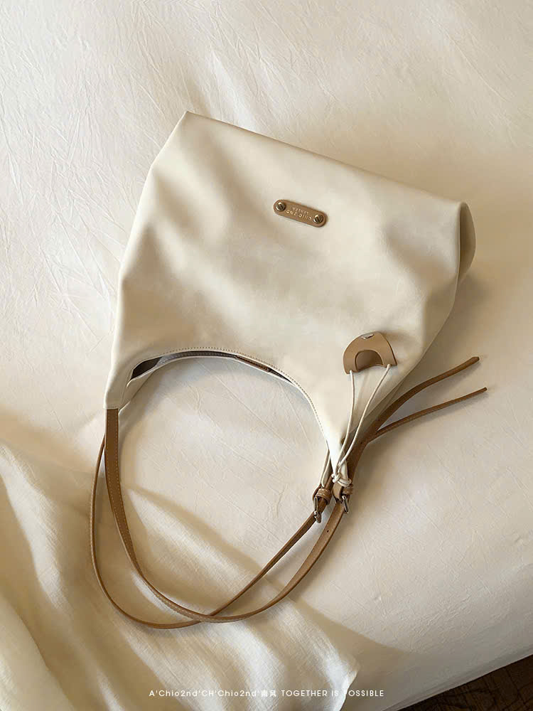 SALE T70 TÚI XÁCH TRẮNG_thumbnail_5