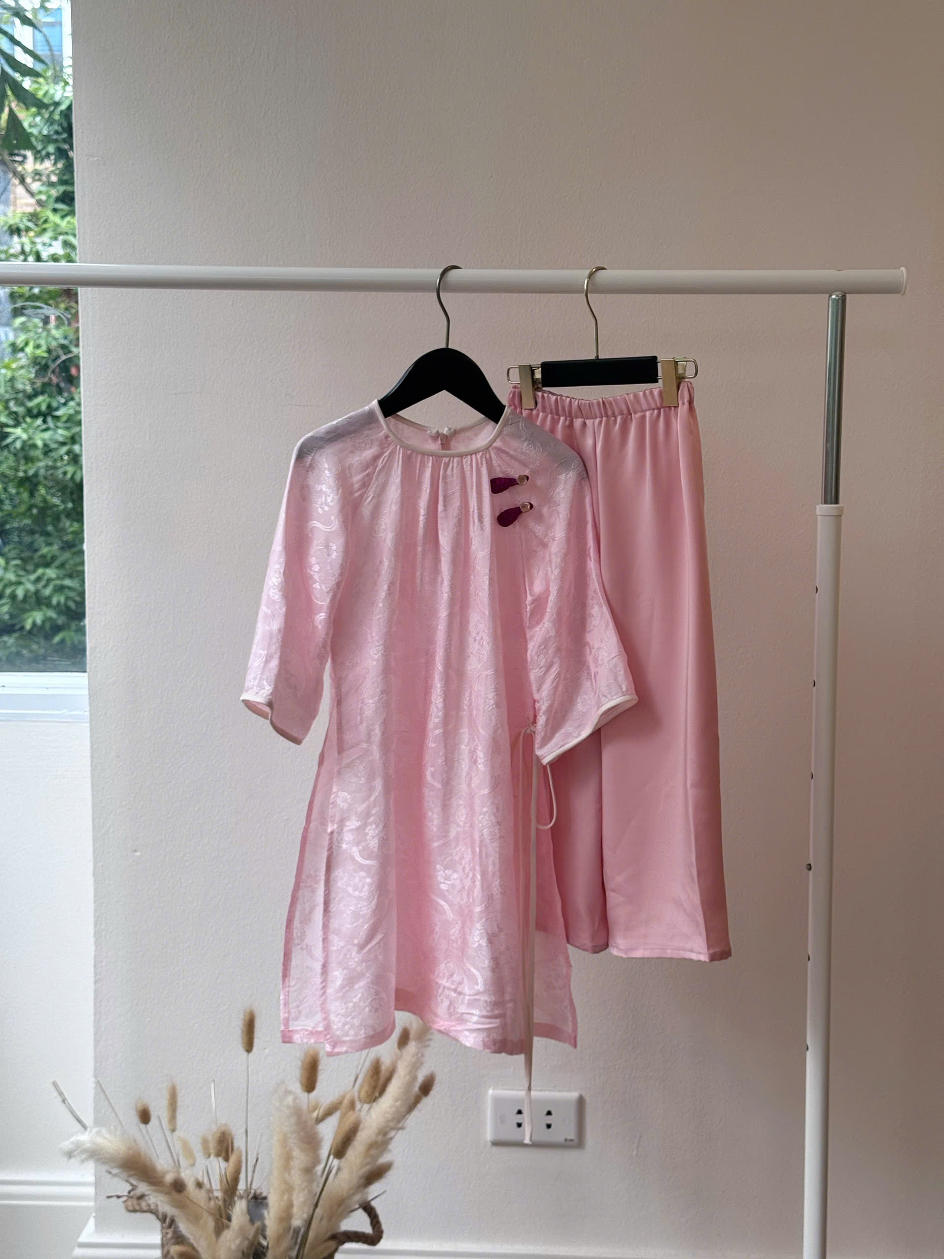 Áo Dài Hoa Viên Người Lớn_thumbnail_1