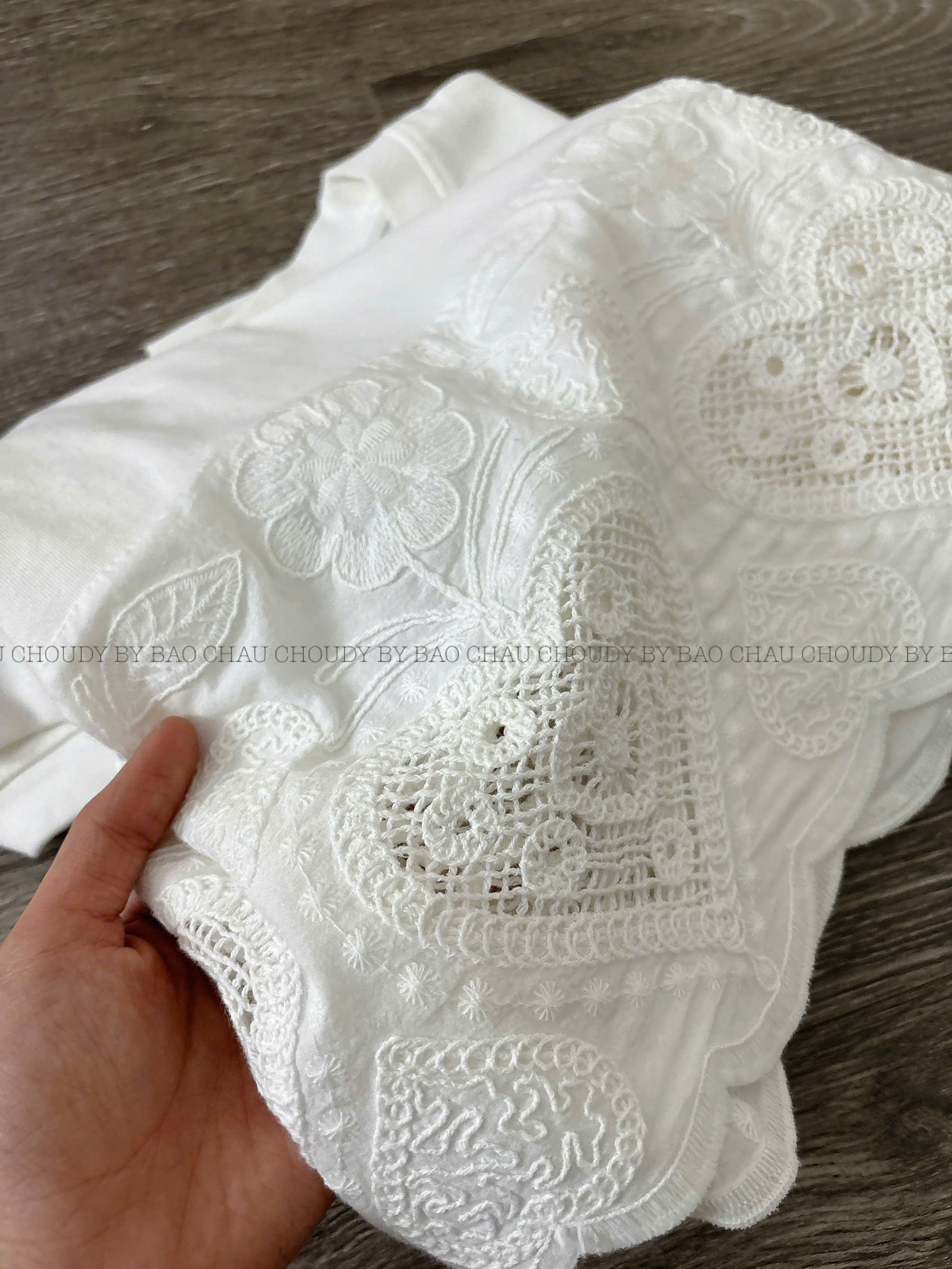 U755 ÁO THUN PHỐI REN TRẮNG_thumbnail_1