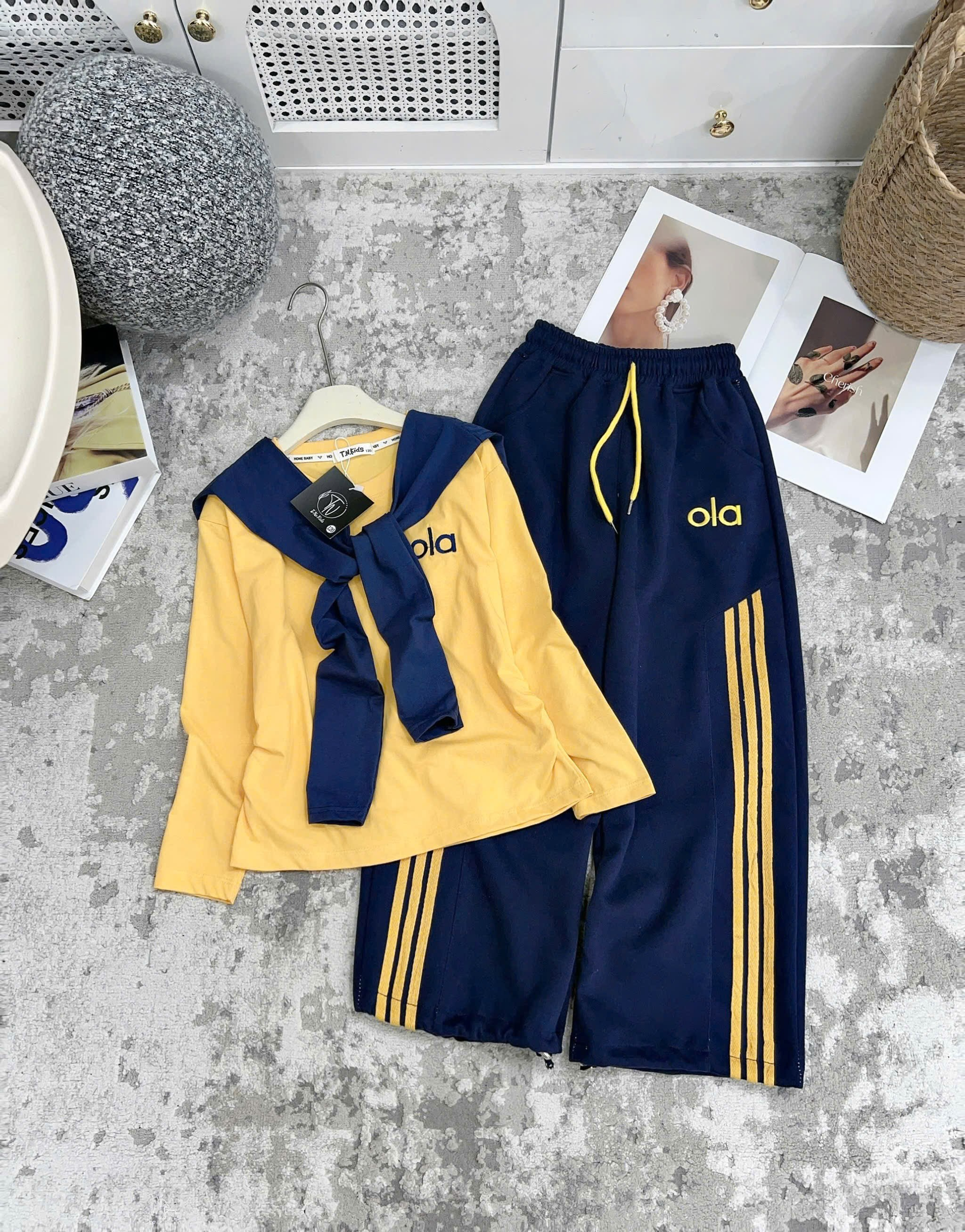 [J15] Bộ nỉ Ola kèm khăn_thumbnail_2