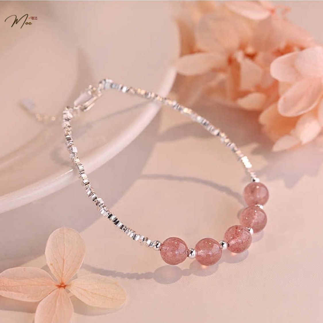 PT134 - Lắc tay thạch anh dâu hồng mix bạc vụn điệu đà