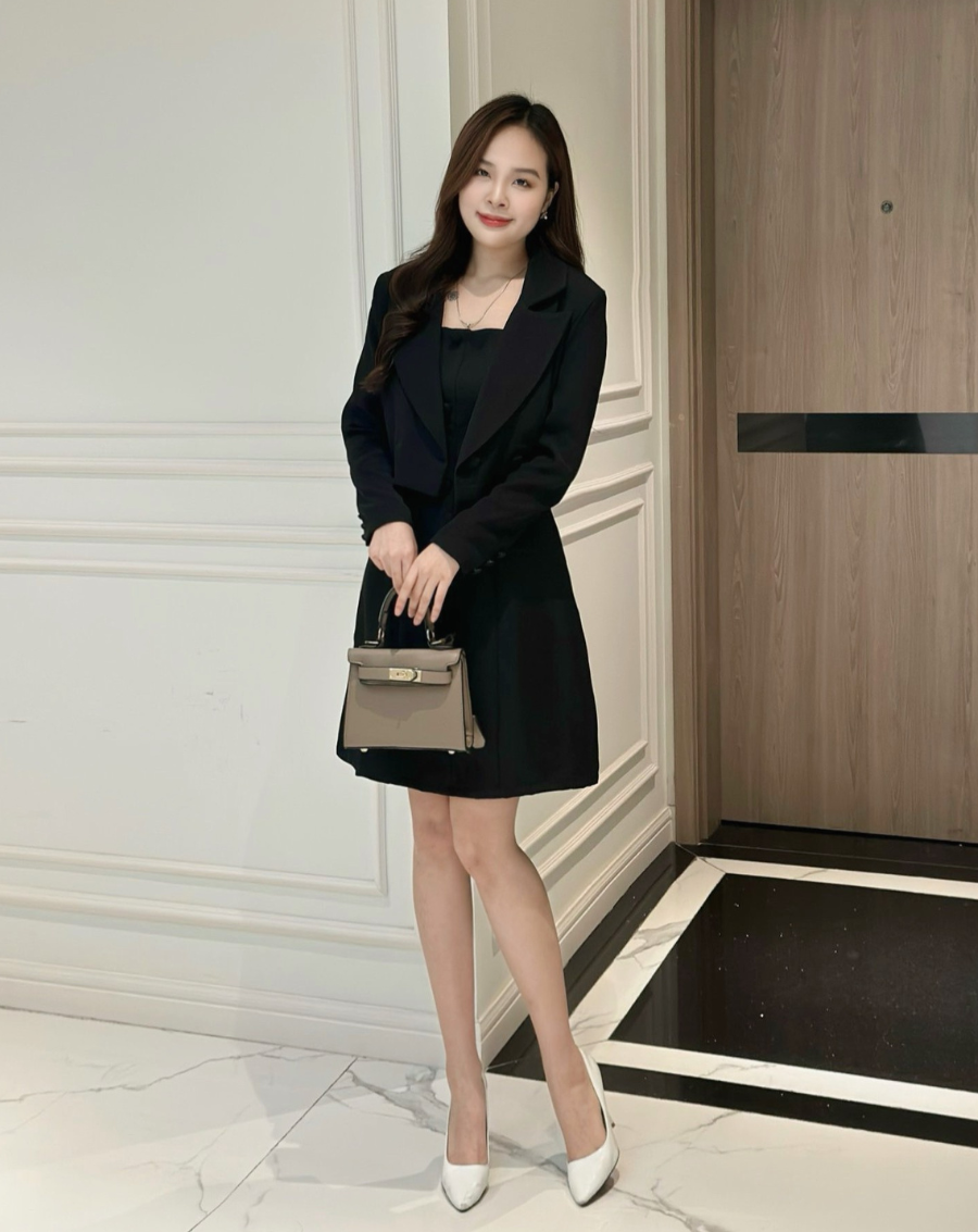 Set váy 2 dây cúp ngực phối Vest lửng sang trọng_thumbnail_3