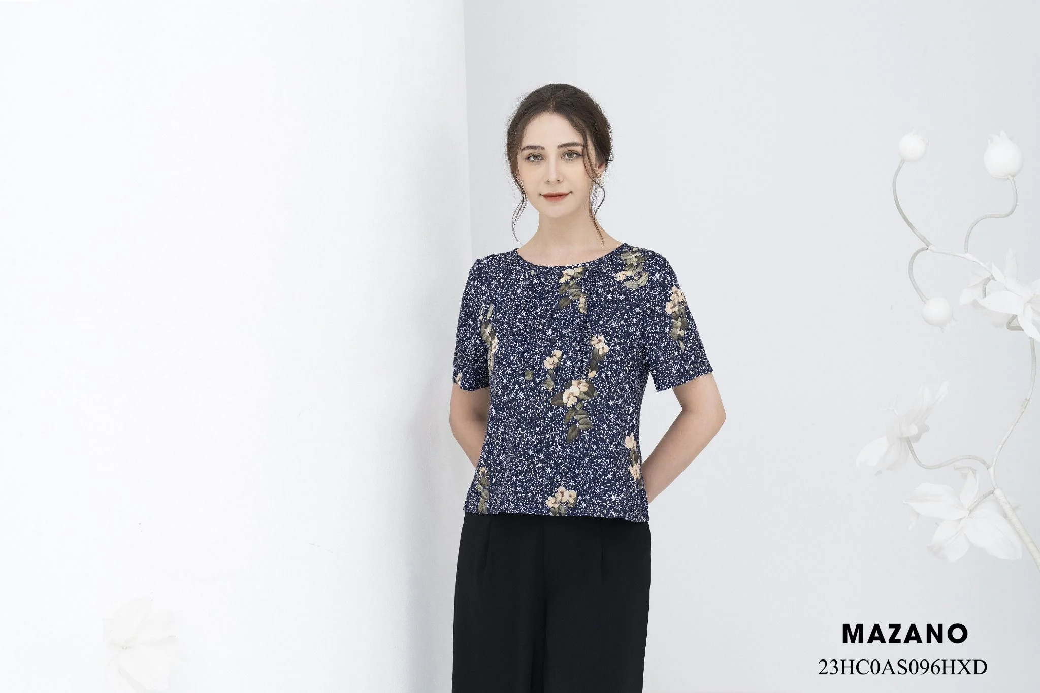 Áo top trang trí bèo họa tiết in hoa 23HC0AS096HXD