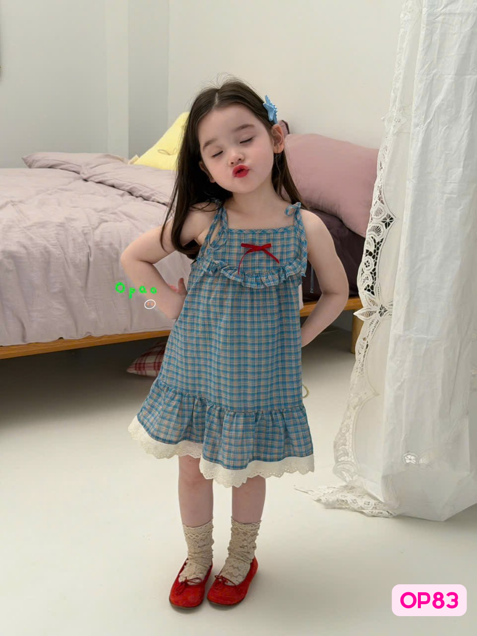 OP83 - Váy caro hai dây bèo tầng nơ đỏ hãng Opao