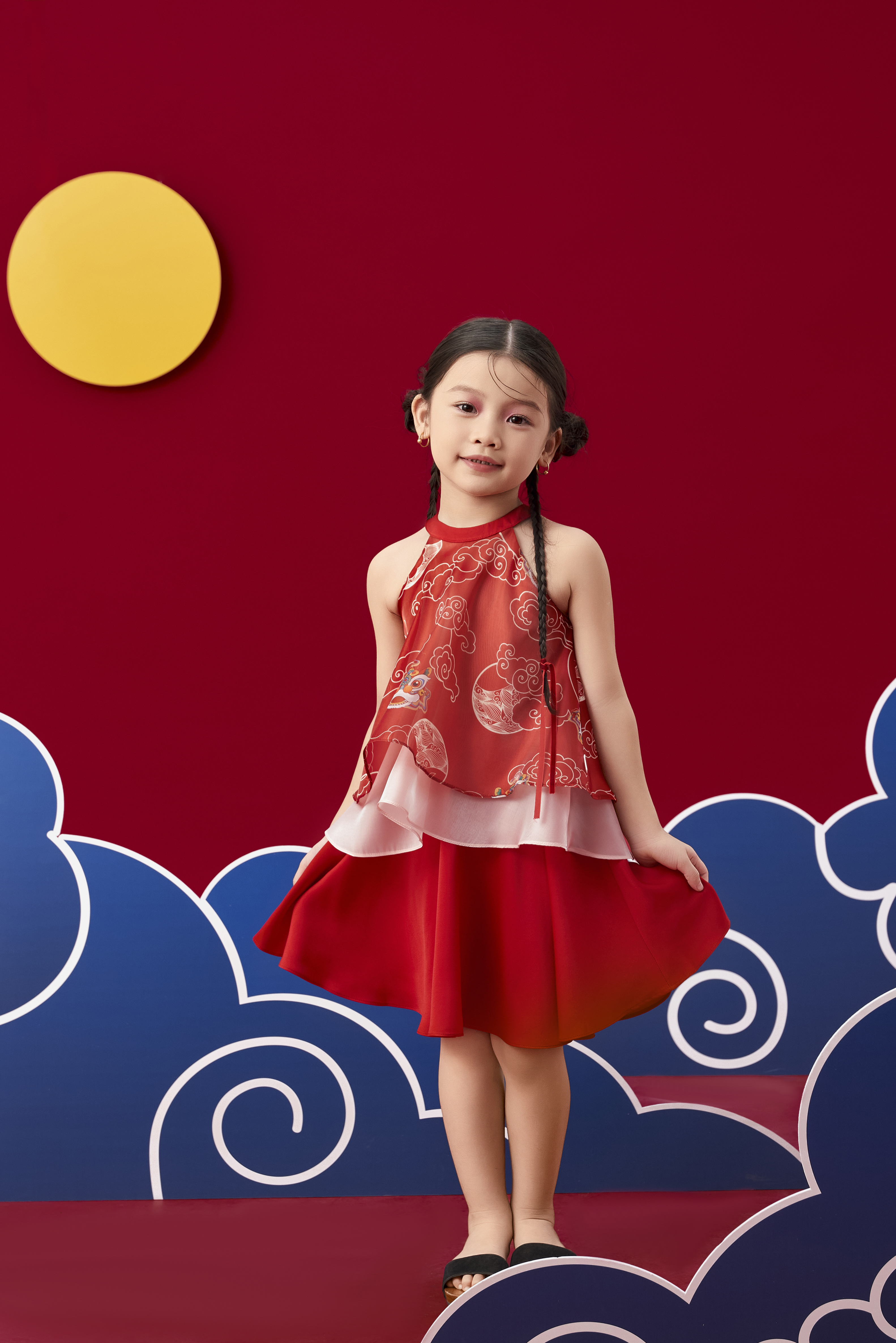 Set yếm Uyển Lân