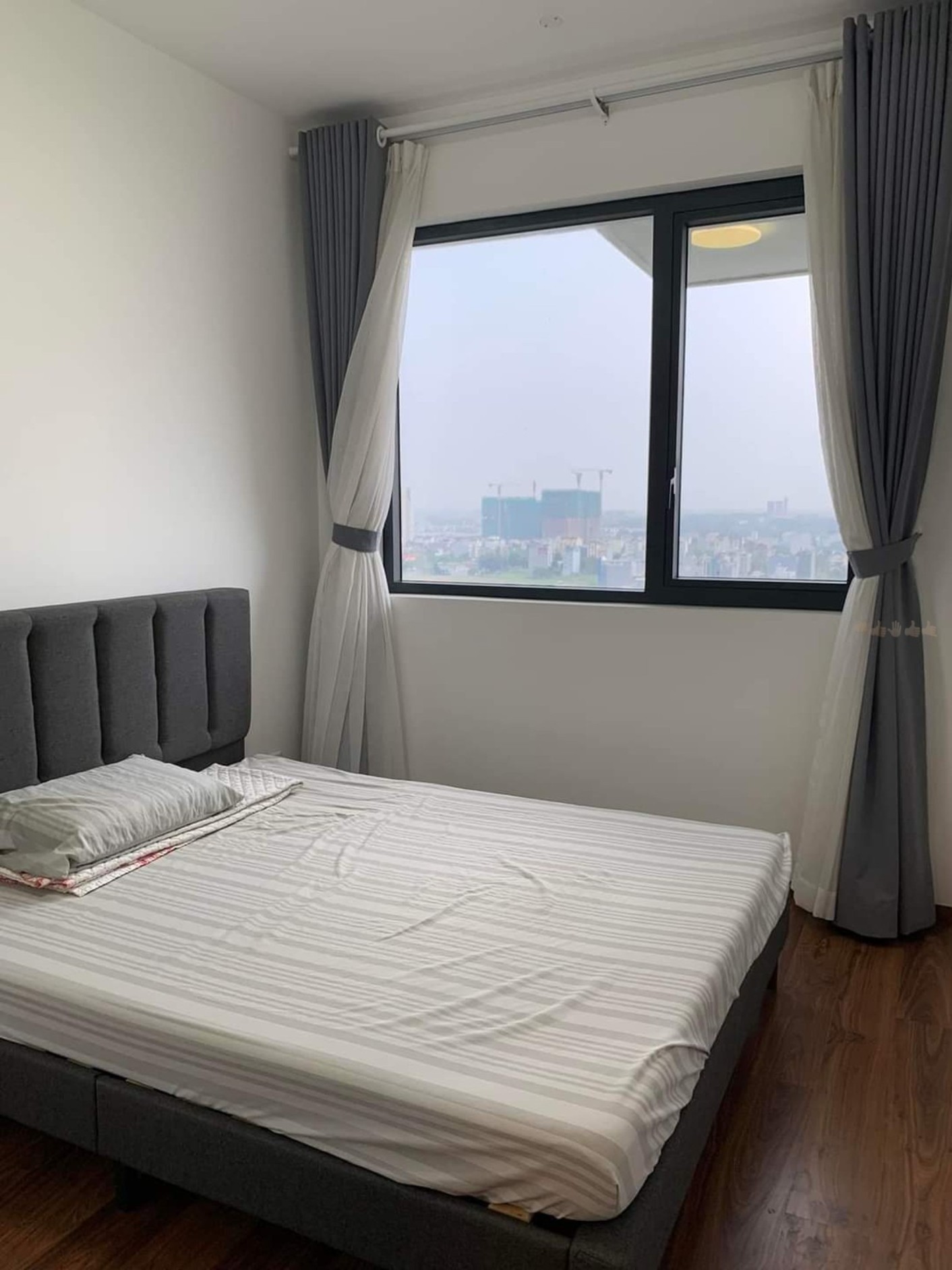 Bán nhanh căn hộ 1 phòng ngủ One Verandah, view sông SG, ban công ĐN, tầng trung - View vĩnh viễn_thumbnail_7