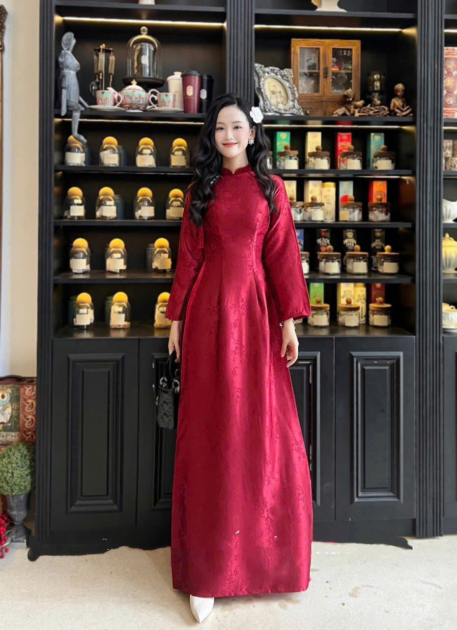 Áo Dài Nữ Đỏ Rượu