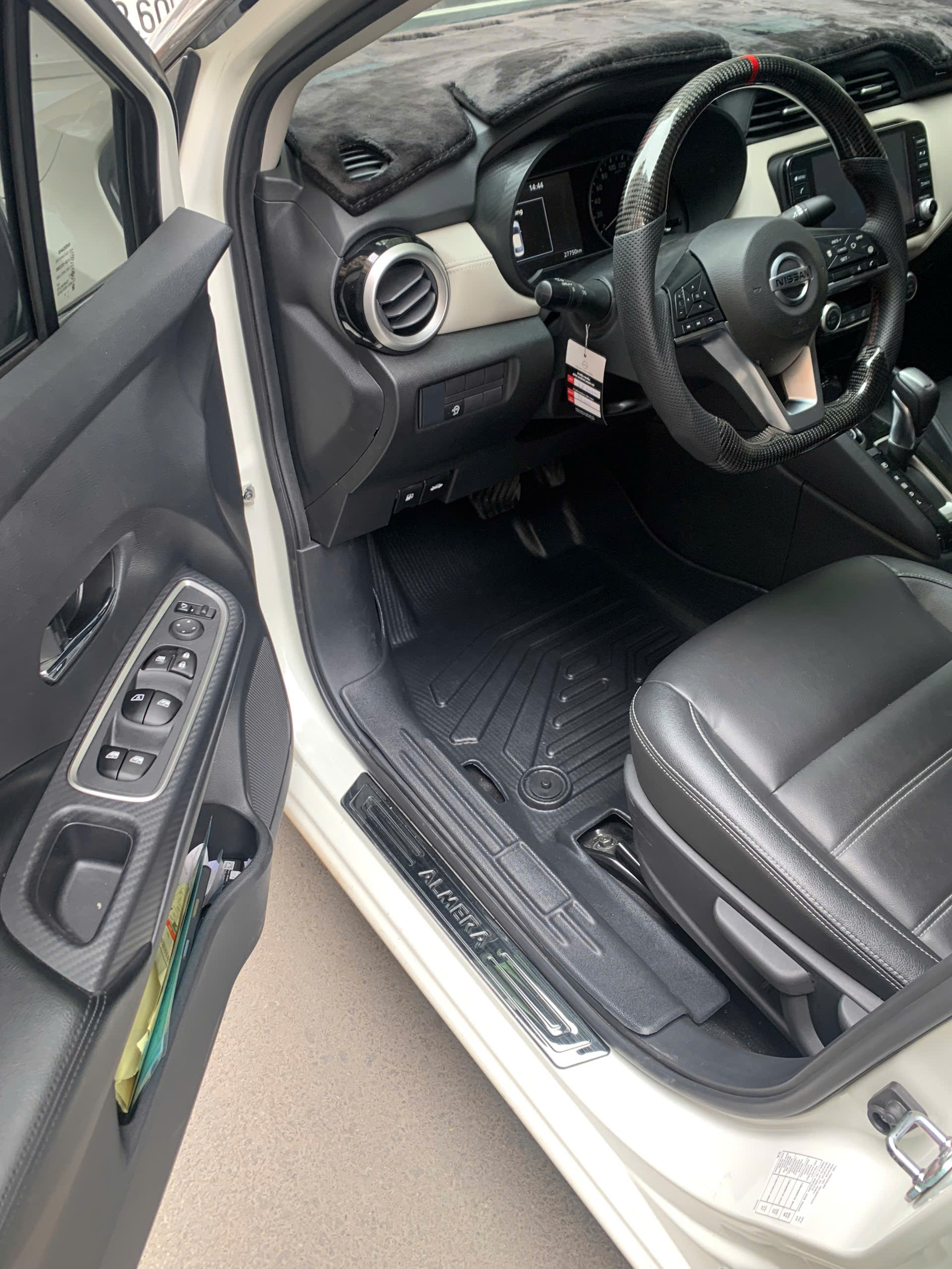 Thảm Lót Sàn Ô Tô Nhựa Đúc TPE Nissan Almera_thumbnail_2