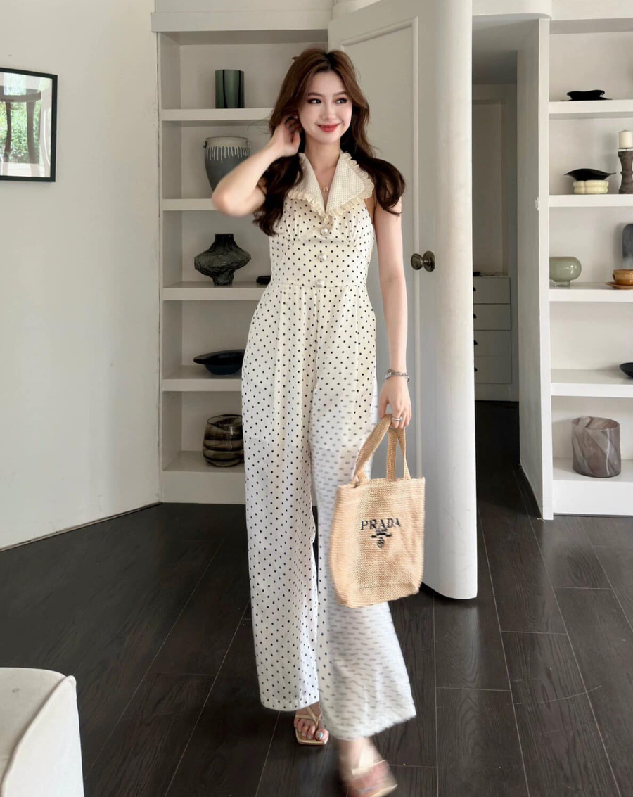 Jumpsuit cổ yếm phối bèo cổ họa tiết chấm bi xinh_thumbnail_2