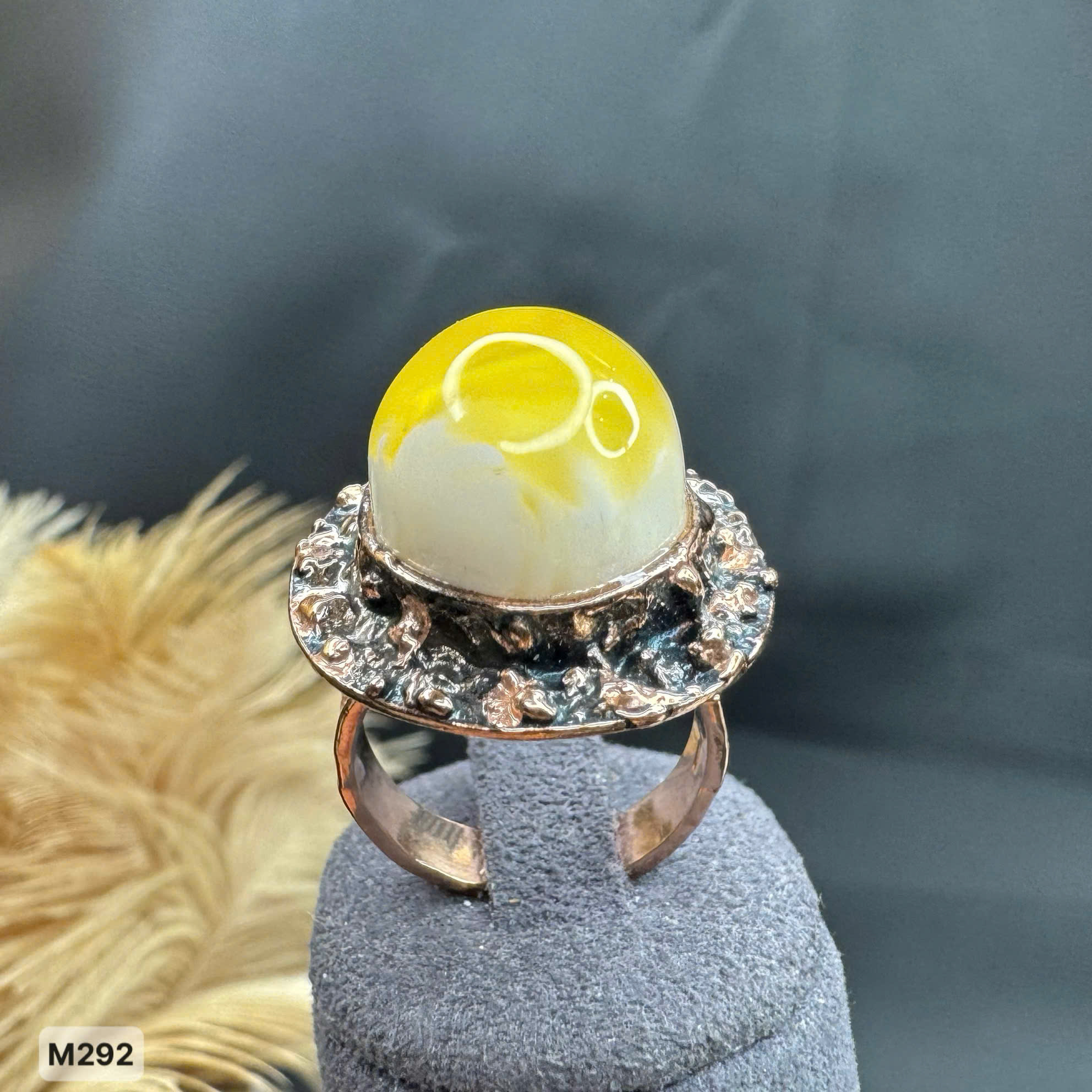 z6812123577691_77d45cbcef8396df5c234137e4b42e50