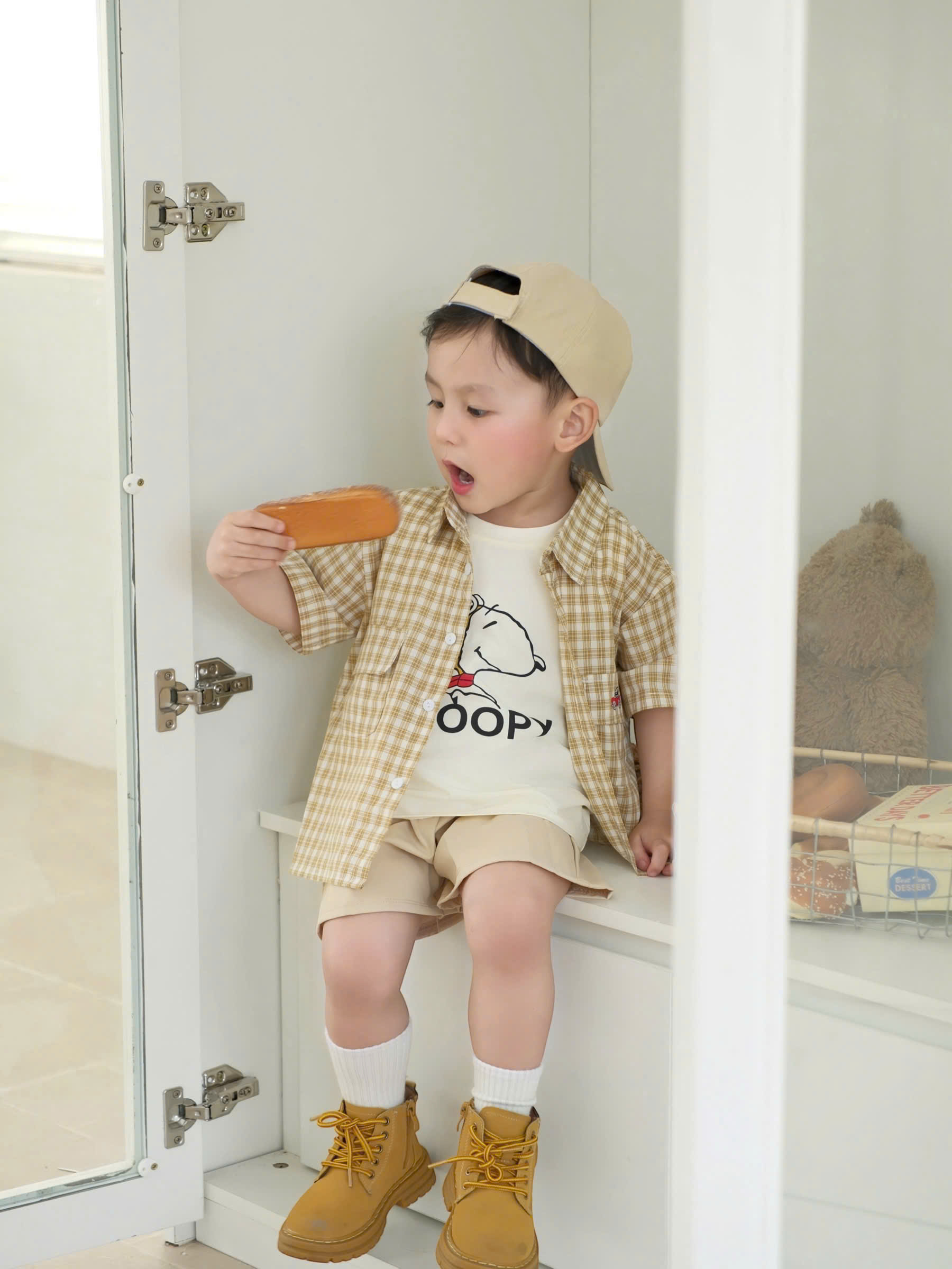 N91 SET 4 CT CỘC NÂU SNOOPY KÈM MŨ- A111.116