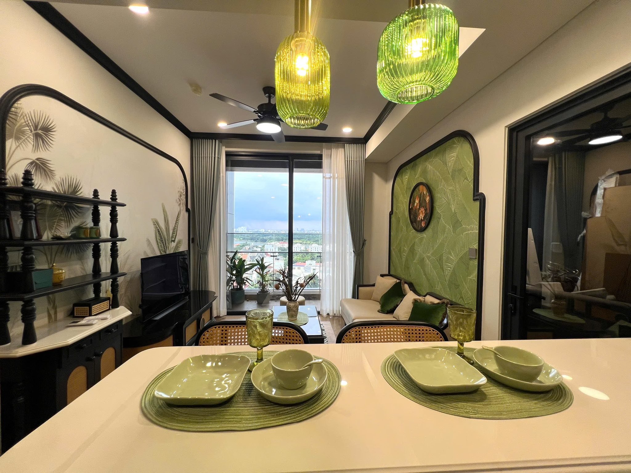 BÁN CĂN HỘ 2 PHÒNG NGỦ VIEW SÔNG, NỘI THẤT THIẾT KẾ CỰC ĐẸP_thumbnail_1