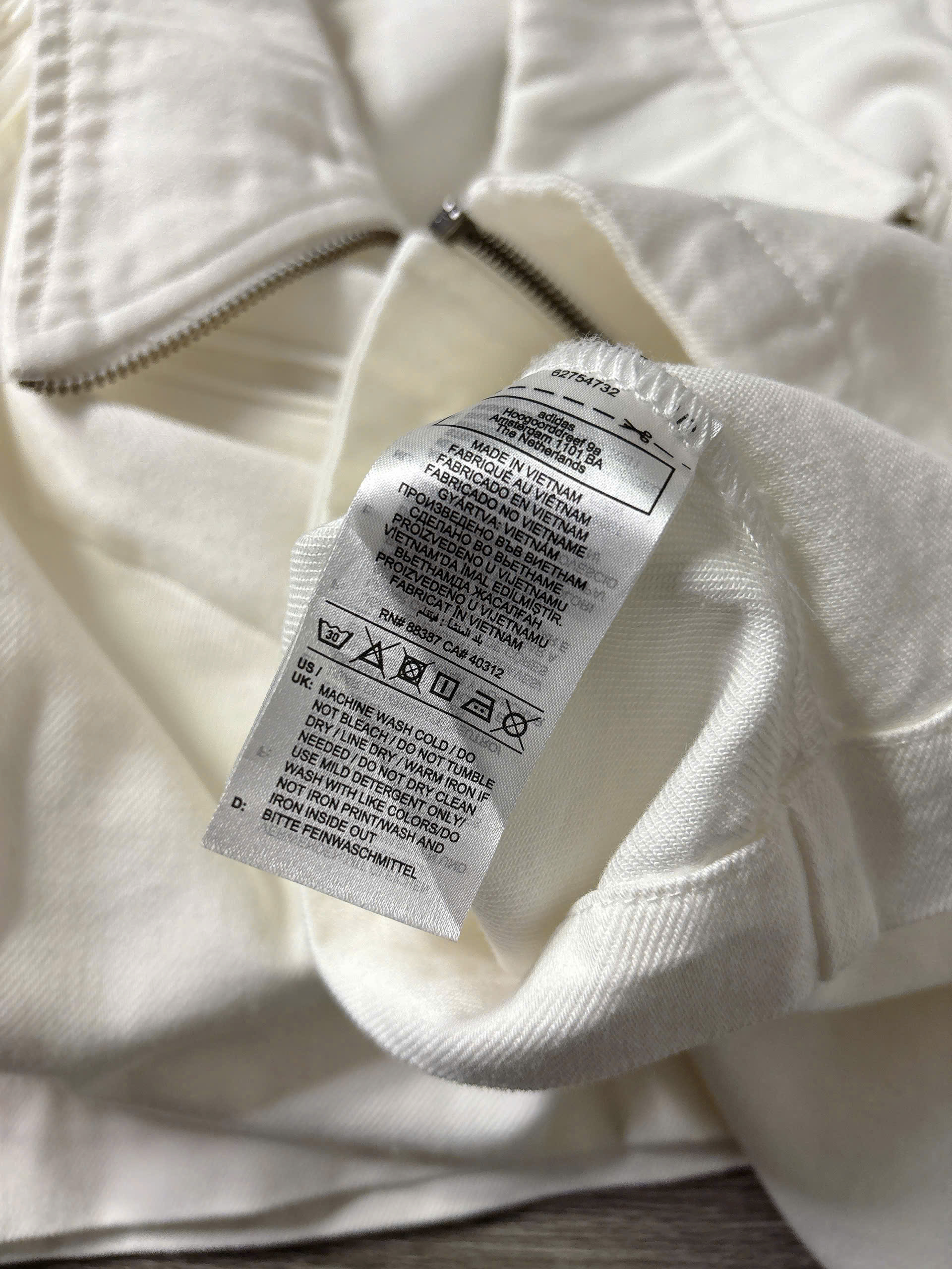 A10 ÁO KHOÁC JEAN TRẮNG_thumbnail_3