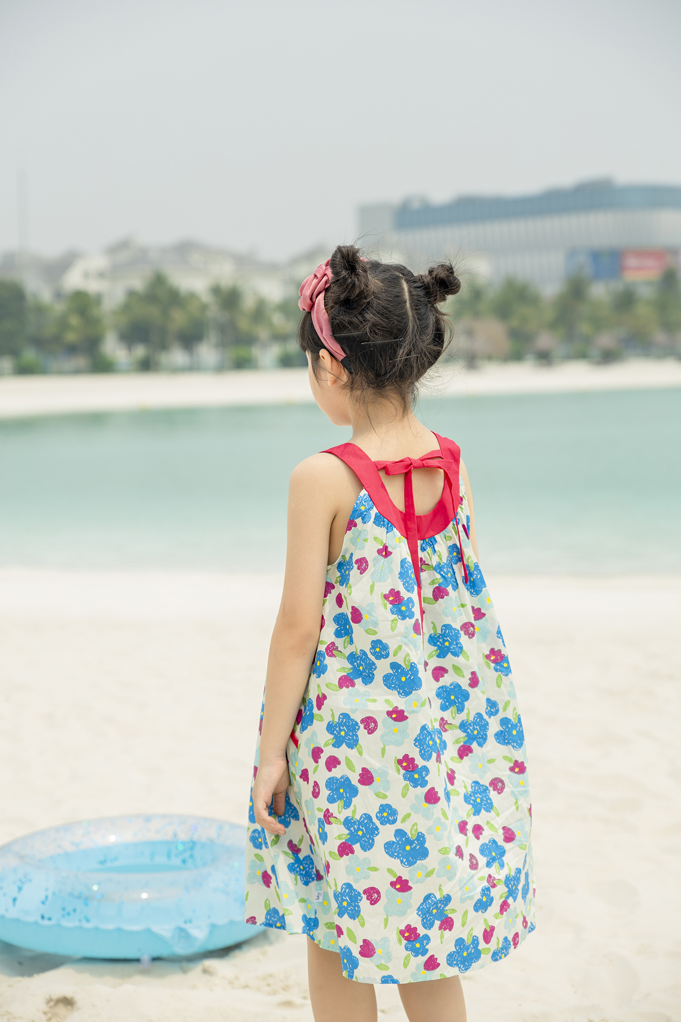 Váy họa tiết cổ vuông sát nách phối màu_thumbnail_4