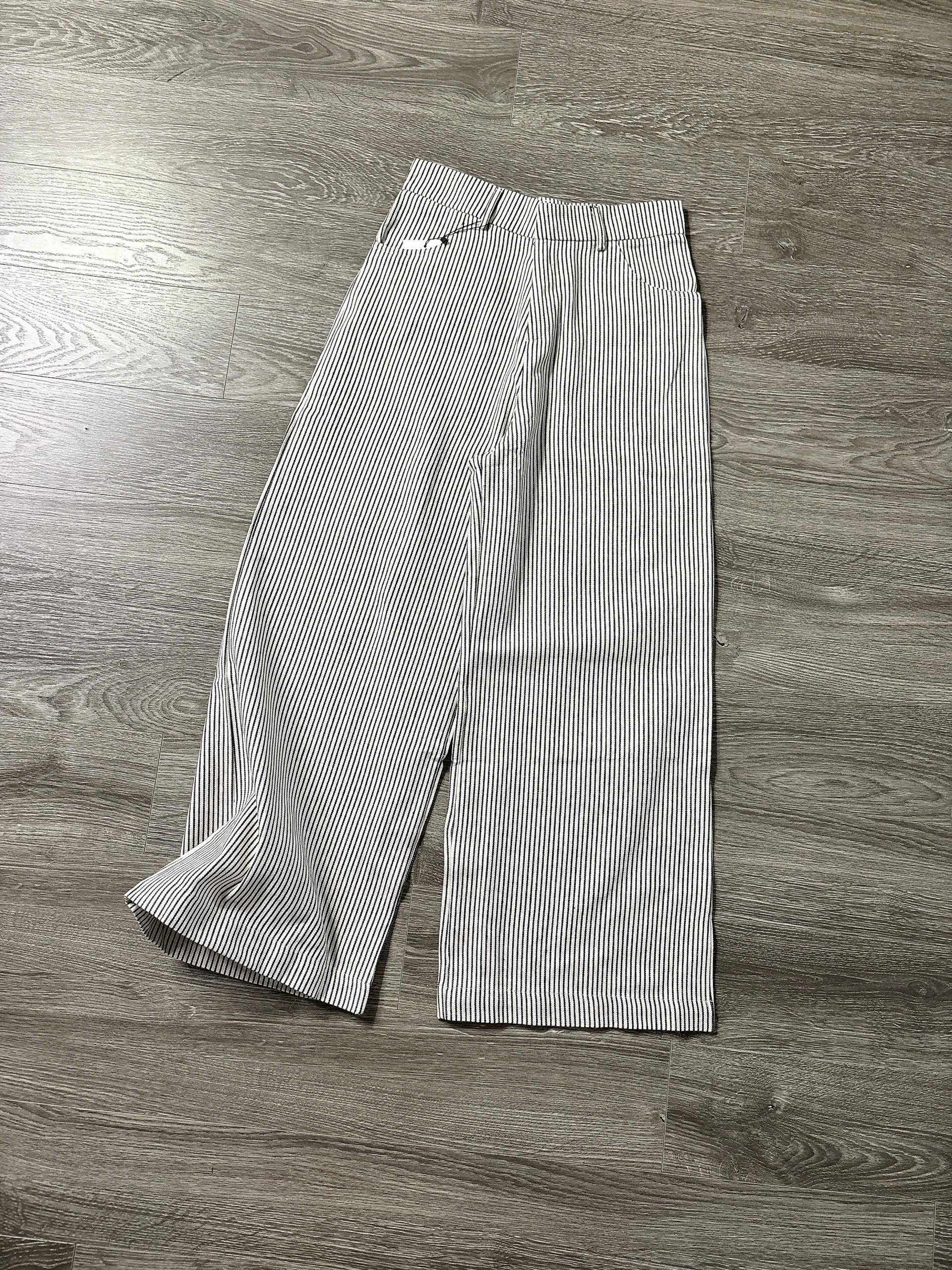 Q40 QUẦN SỌC SUÔNG