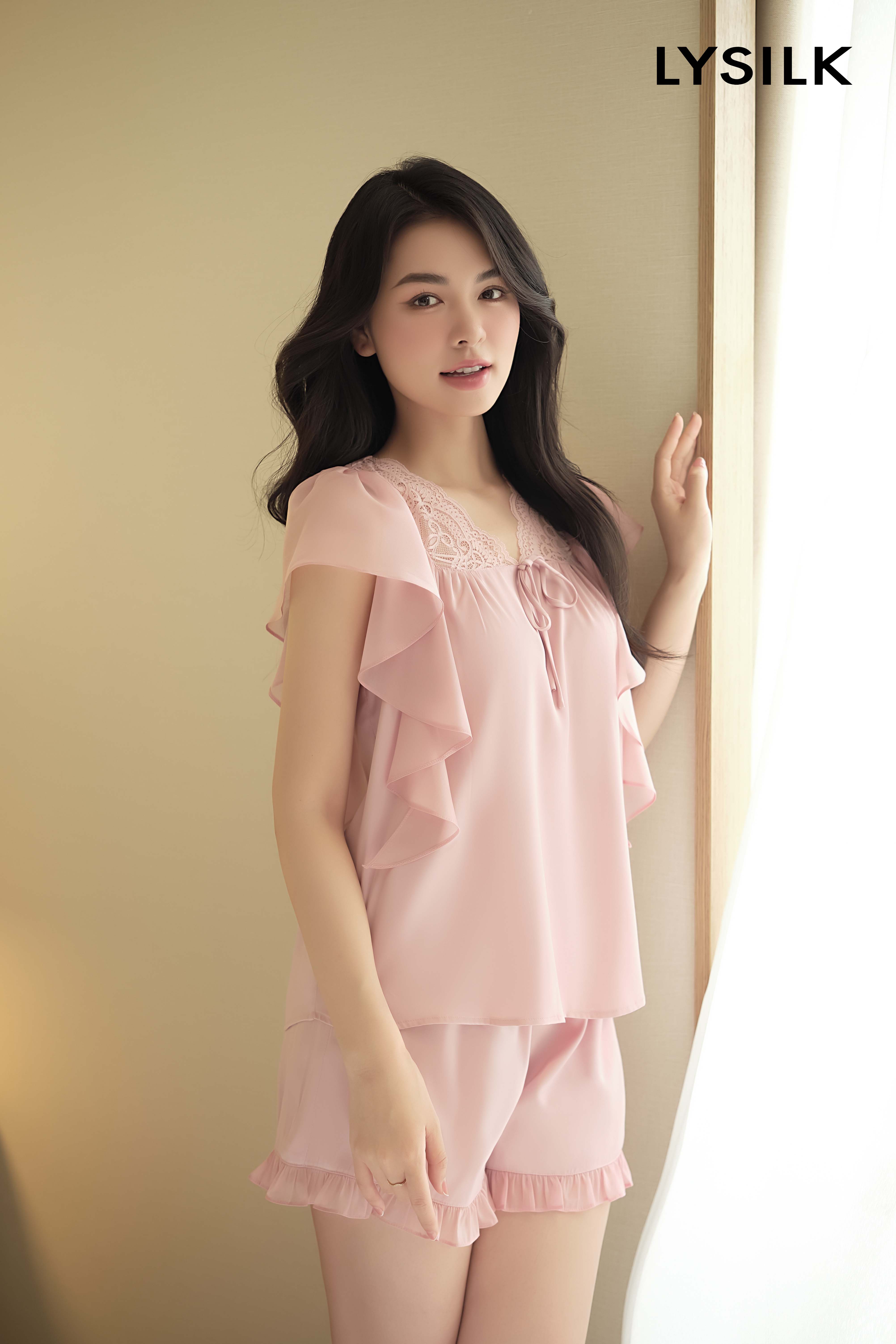 Bộ ngủ áo cộc tay, quần cộc BN511