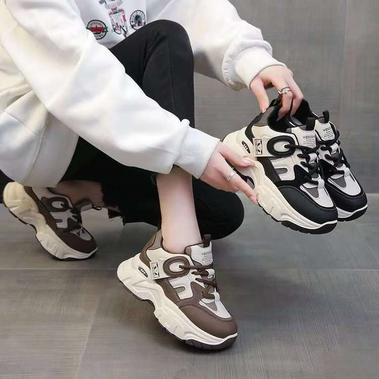 T121 - Giày Thể Thao Nữ